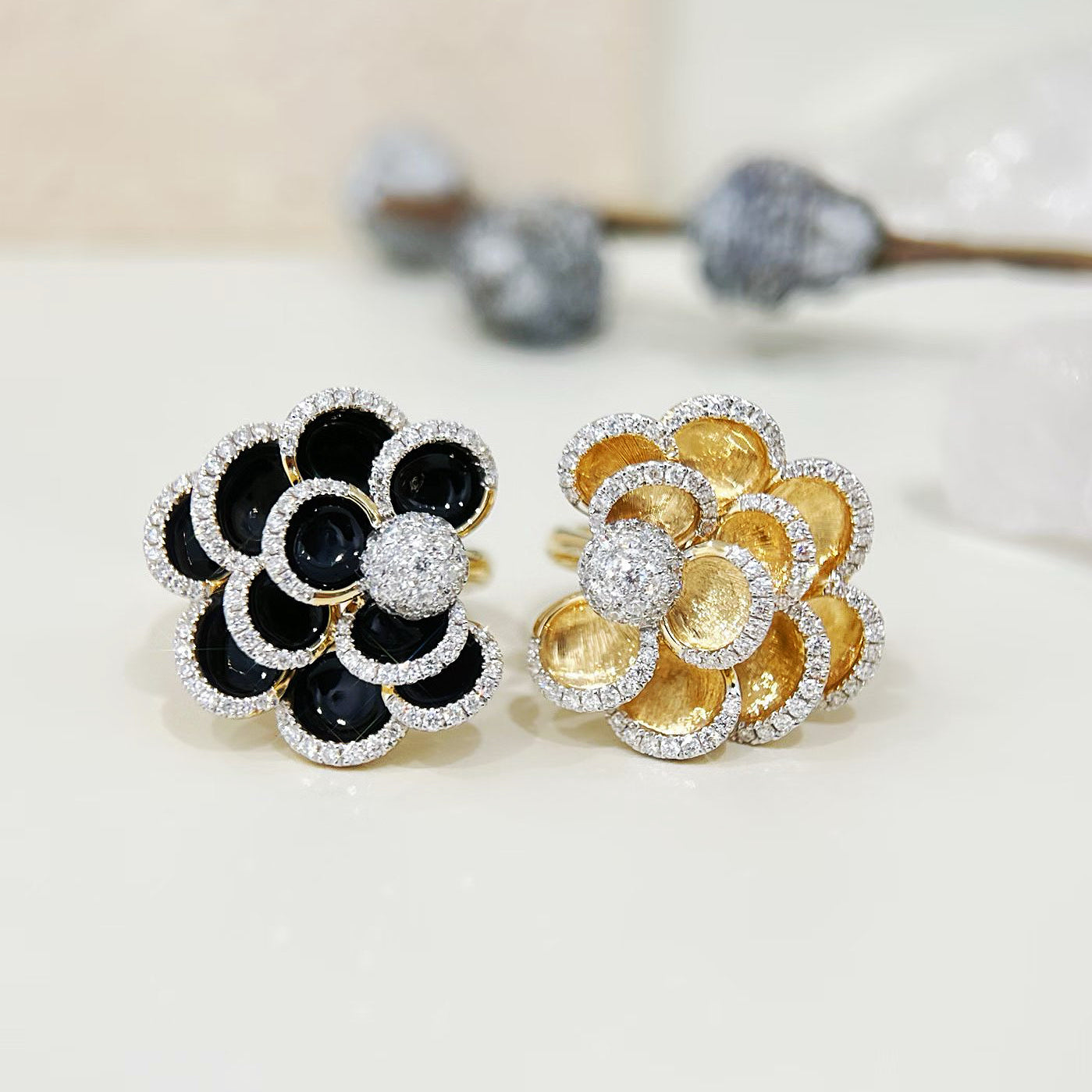 Vintage 18k Gold Diamond Ring (Item No. VT477)