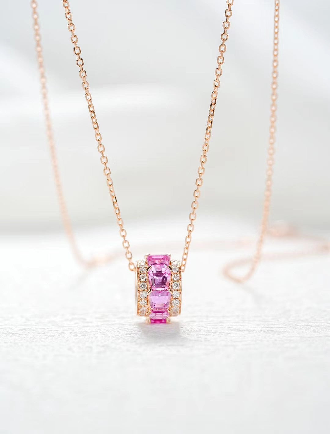 Rainbow Sapphire 18k Gold Pendant (Item No. SA048)