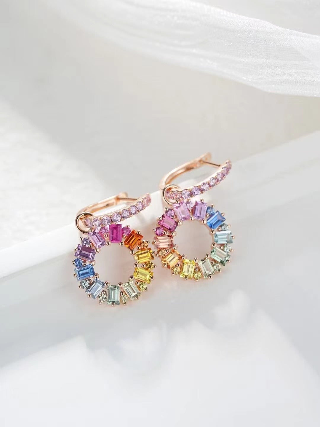 Rainbow Sapphire 18K Gold Earring (Item No. SA038)