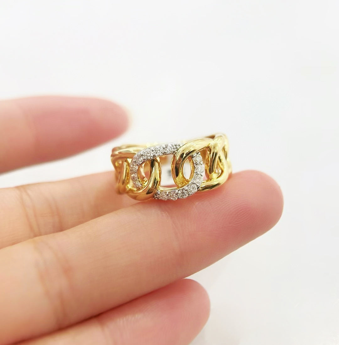 Vintage 18k Gold Diamond Ring (Item No. VT256)