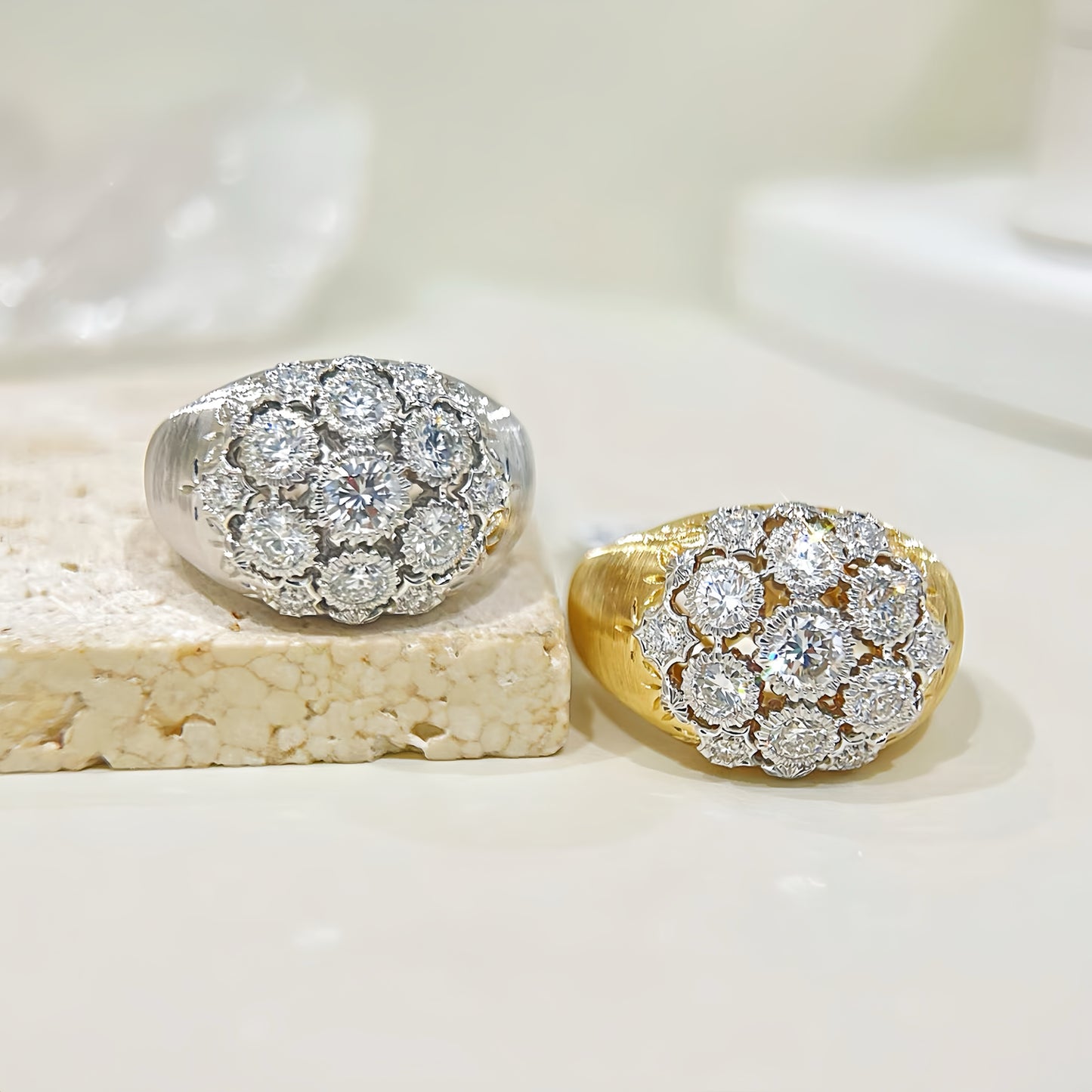Vintage 18k Gold Diamond Ring (Item No. VT302)