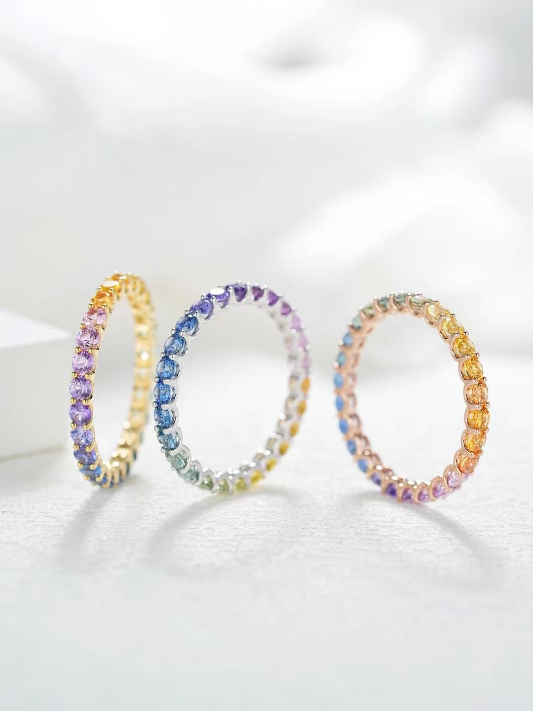 Rainbow Sapphire 18k Gold Ring (Item No. SA062)