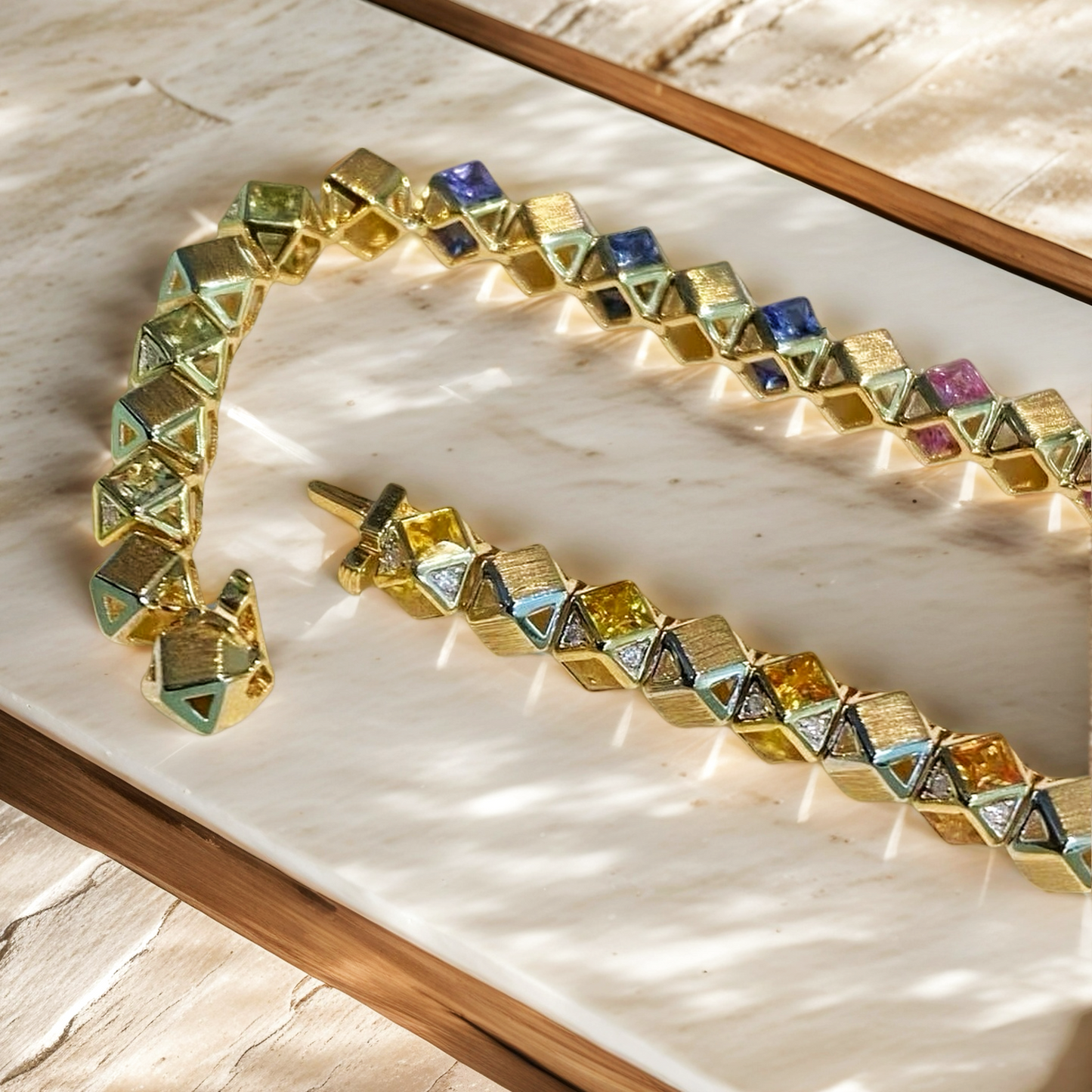 Vintage 18k Gold Diamond Bracelet (Item No. VT138)