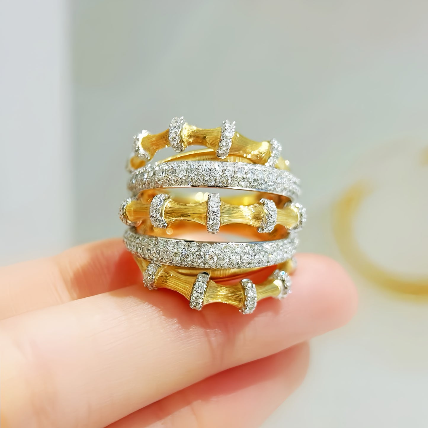 Vintage 18k Gold Diamond Ring (Item No. VT384)