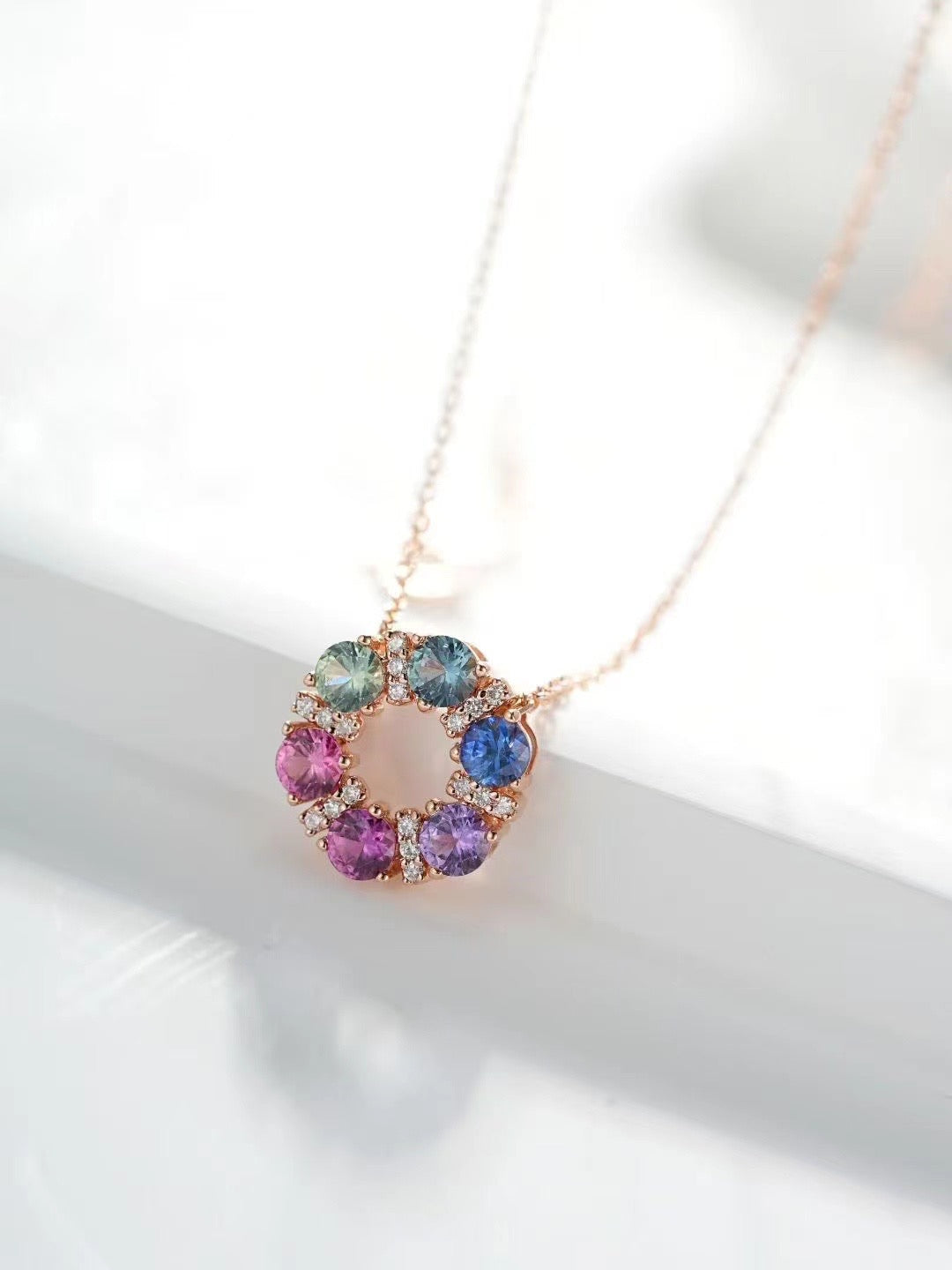 Rainbow Sapphire 18K Gold Pendant (Item No. SA014)