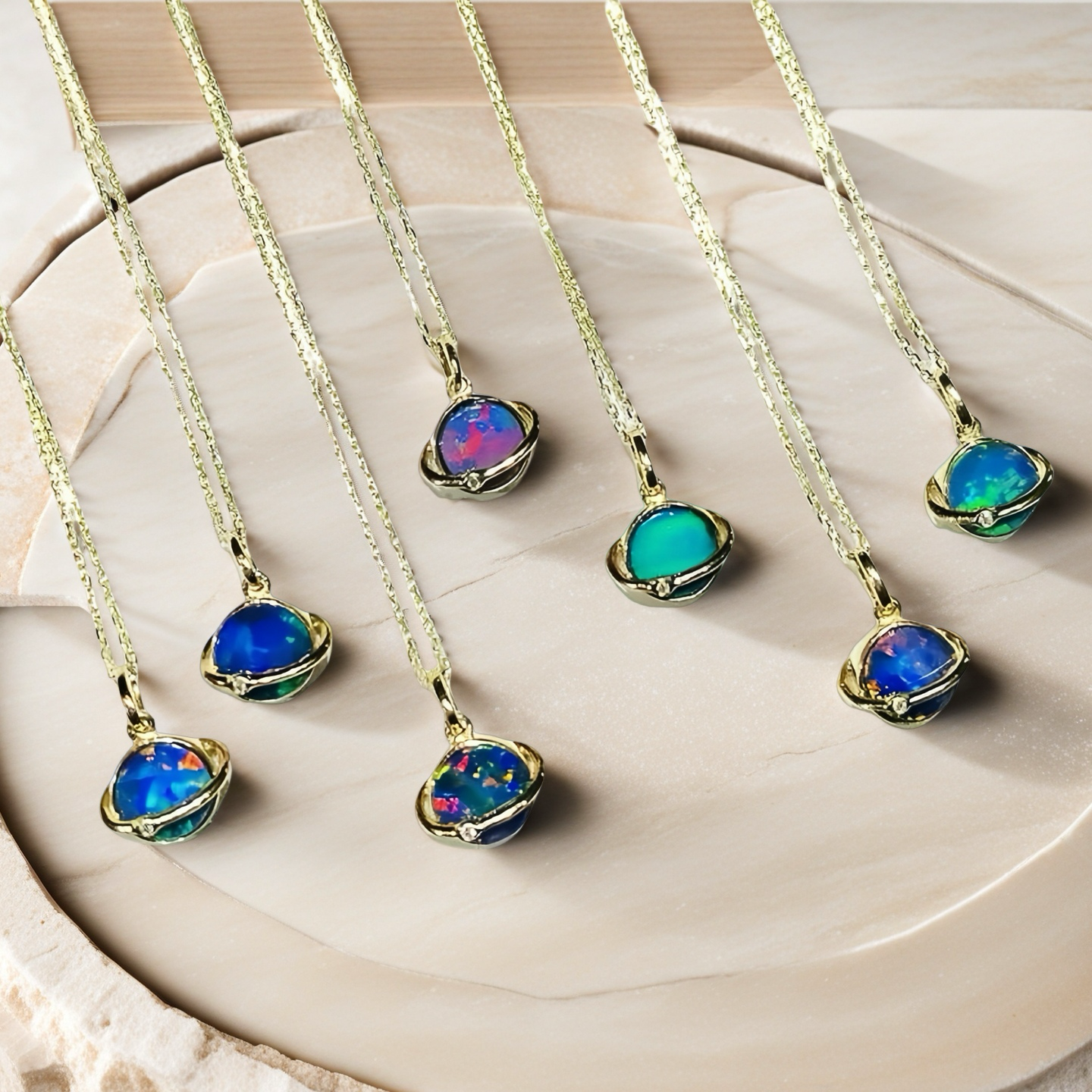 Globe 18k Gold Diamond Opal Pendant (Item No. VT106)