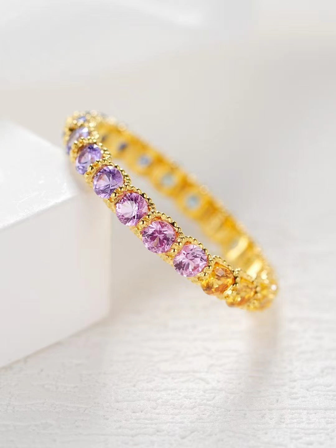Rainbow Sapphire 18k Gold Ring (Item No. SA037)