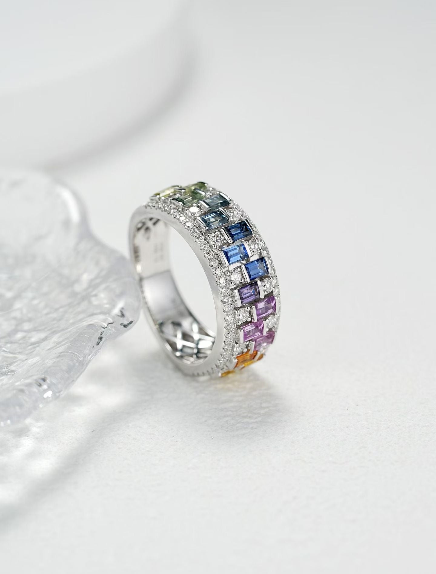 Rainbow Sapphire 18k Gold Ring (Item No. SA137)
