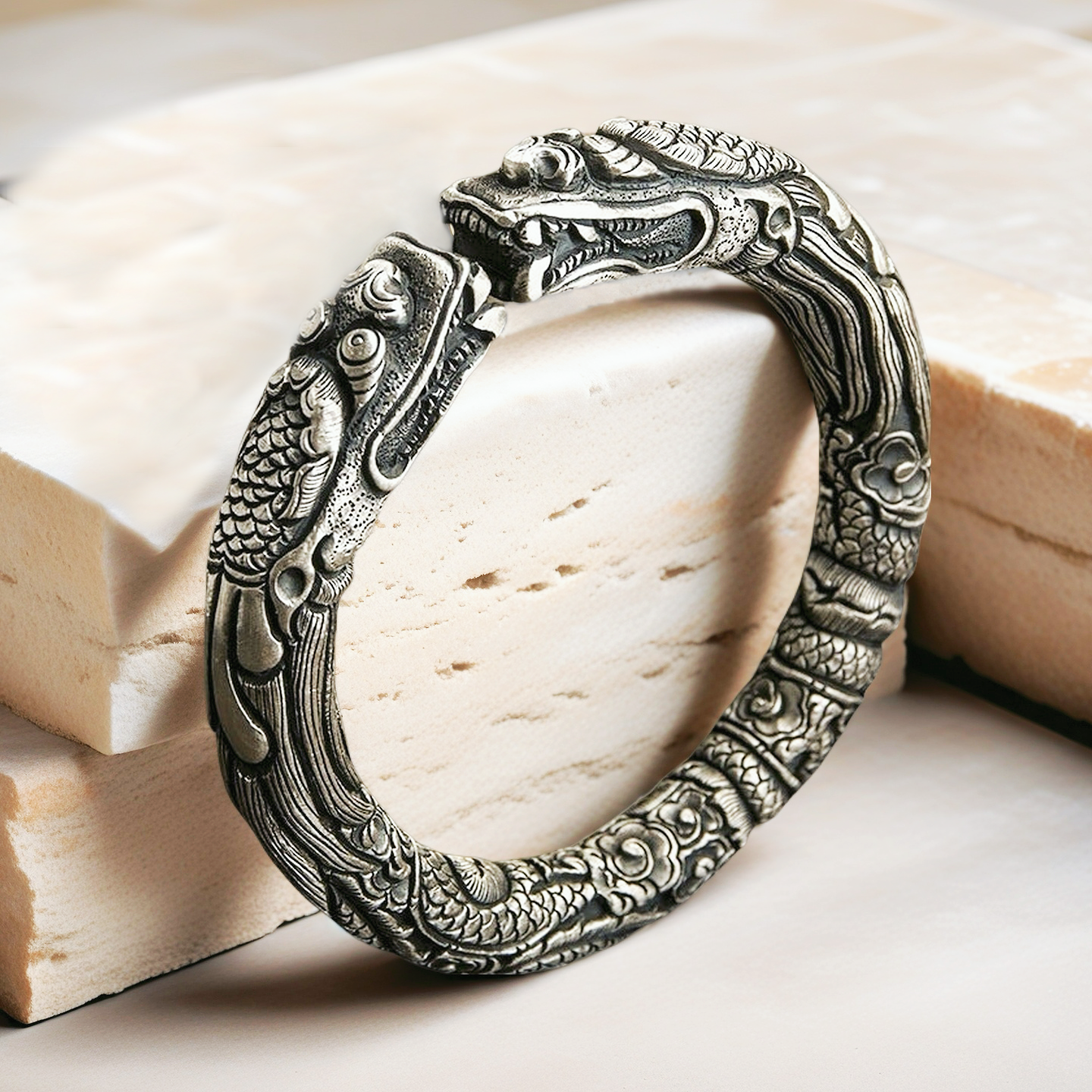 300g Double Dragon Silver Bangle (Item No. B0015)