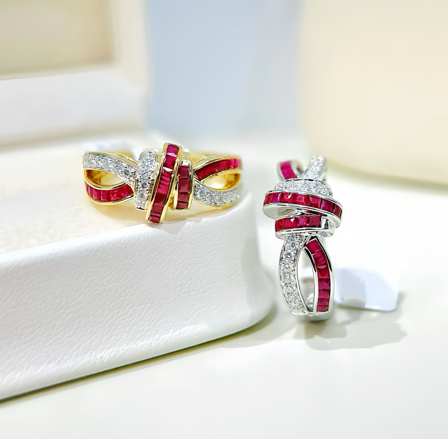 Vintage 18k Gold Diamond Ruby Ring (Item No. VT395)