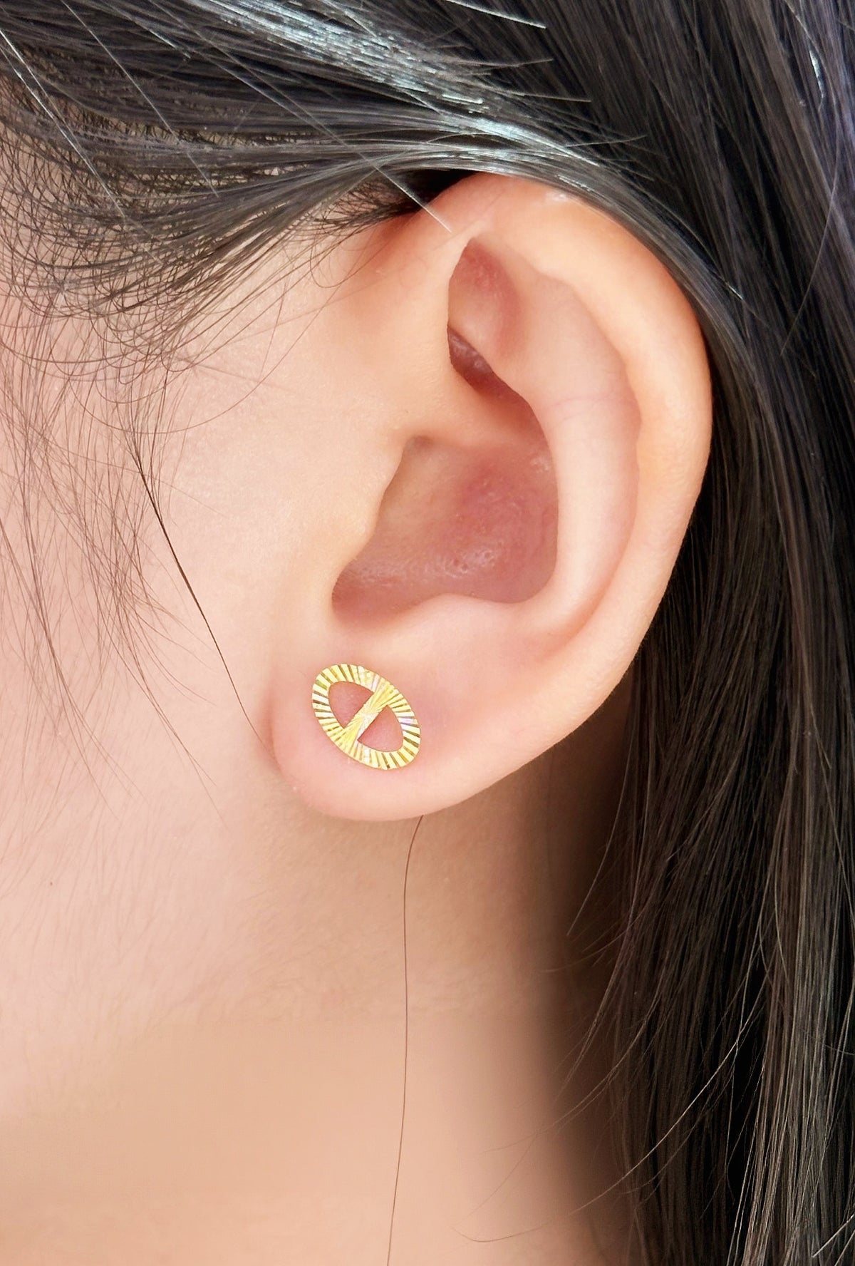 Laser Iridescent 18k Gold Earring (Item No. SJER025)