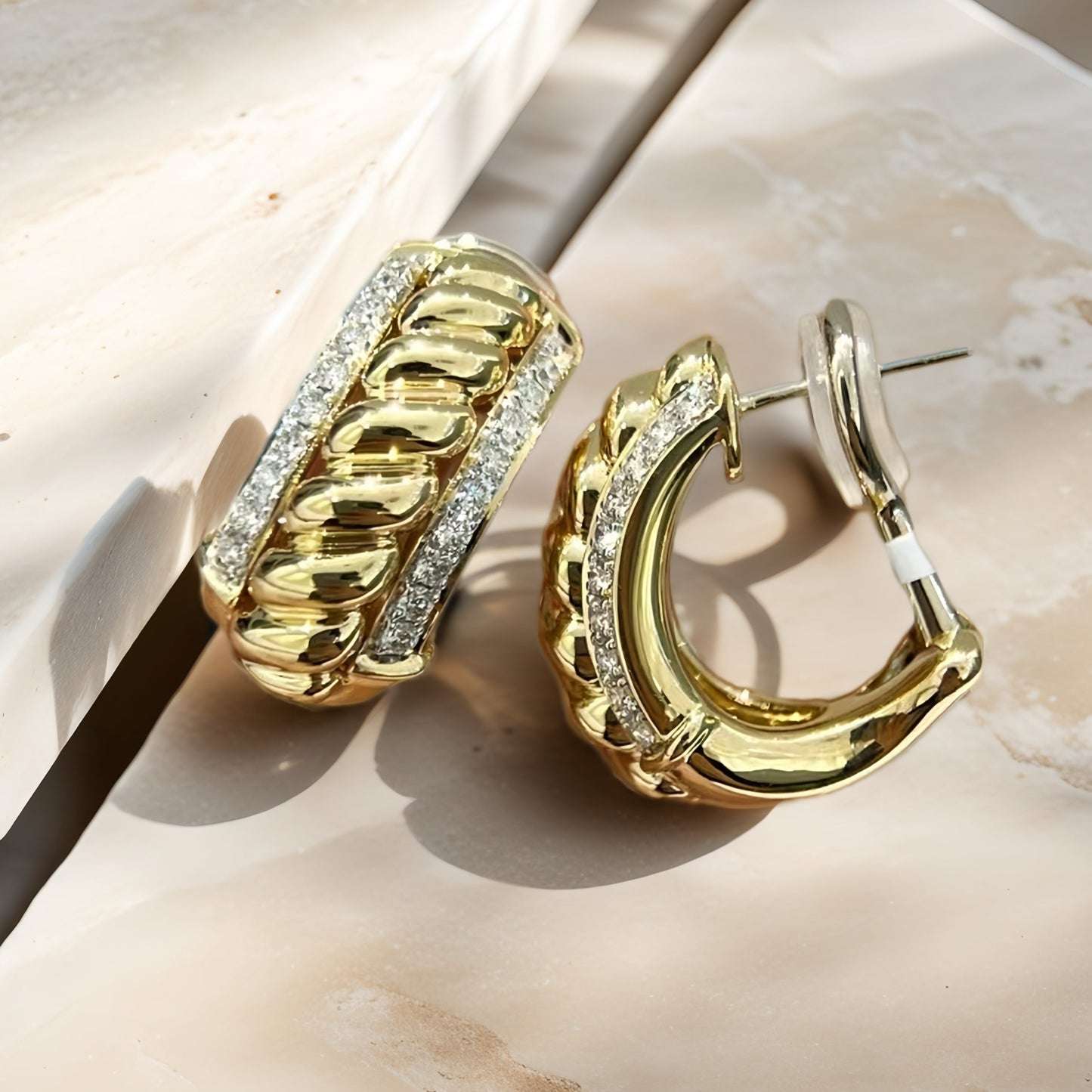 Vintage Weaving 18k Gold Diamond Earring (Item No. VT144)