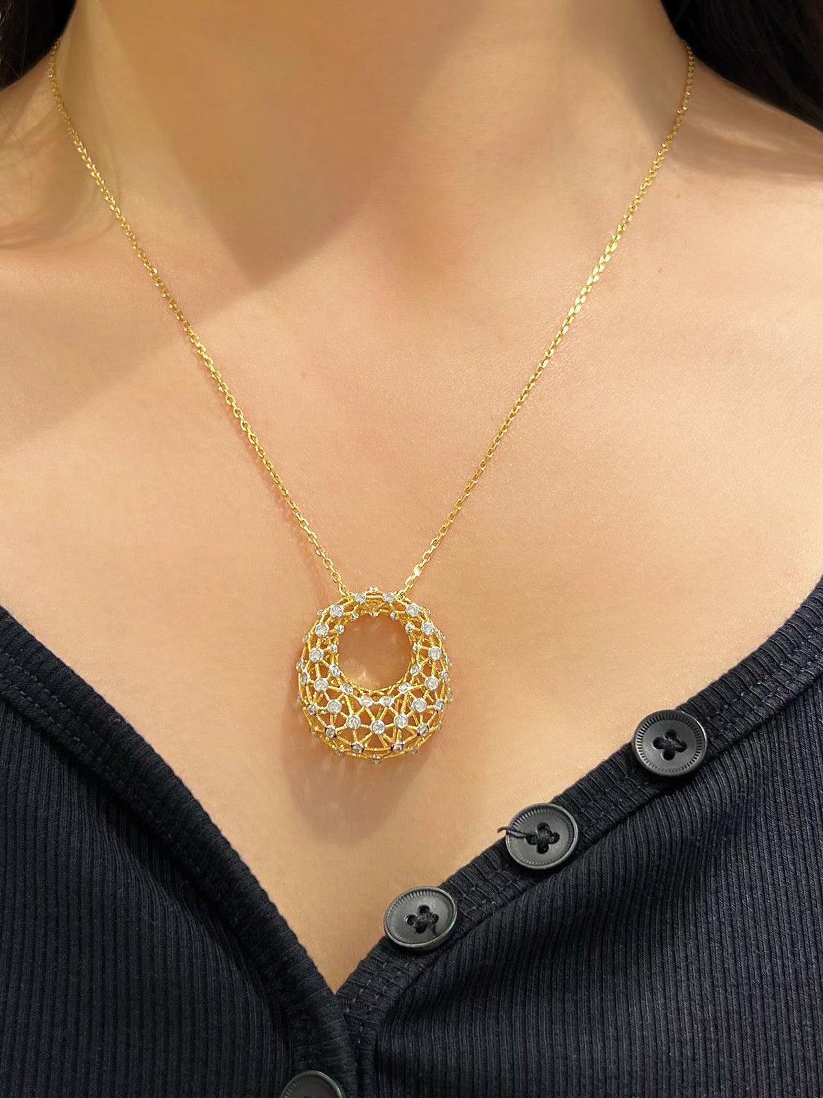 Vintage 18k Gold Diamond Pendant (Item No. VT507)