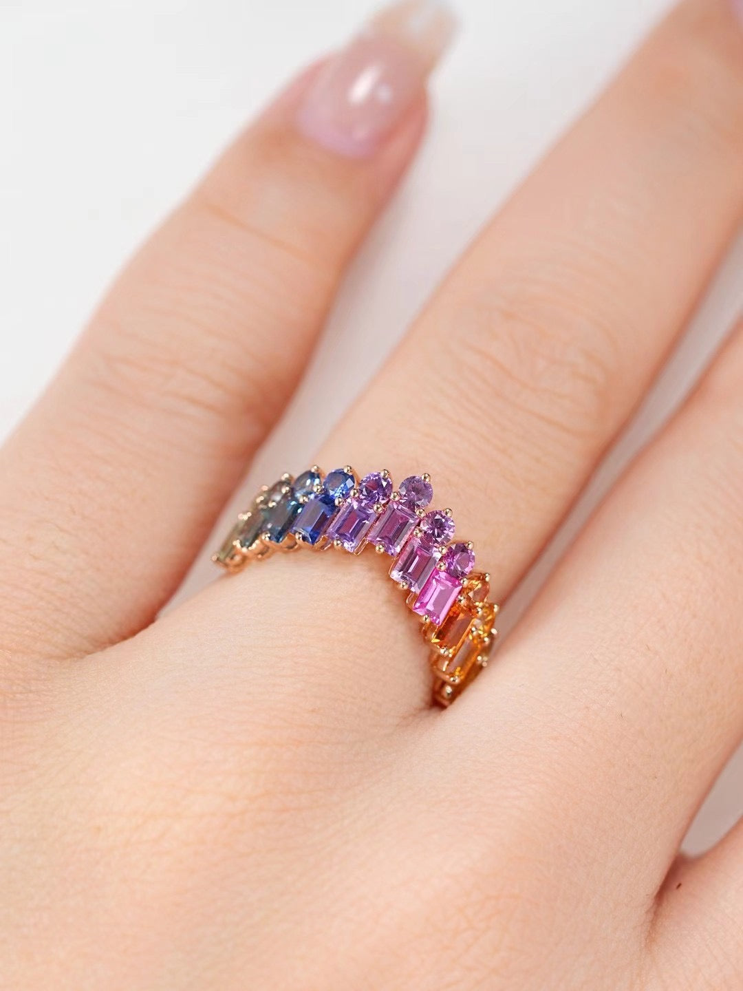 Rainbow Sapphire 18k Gold Ring (Item No. SA076)