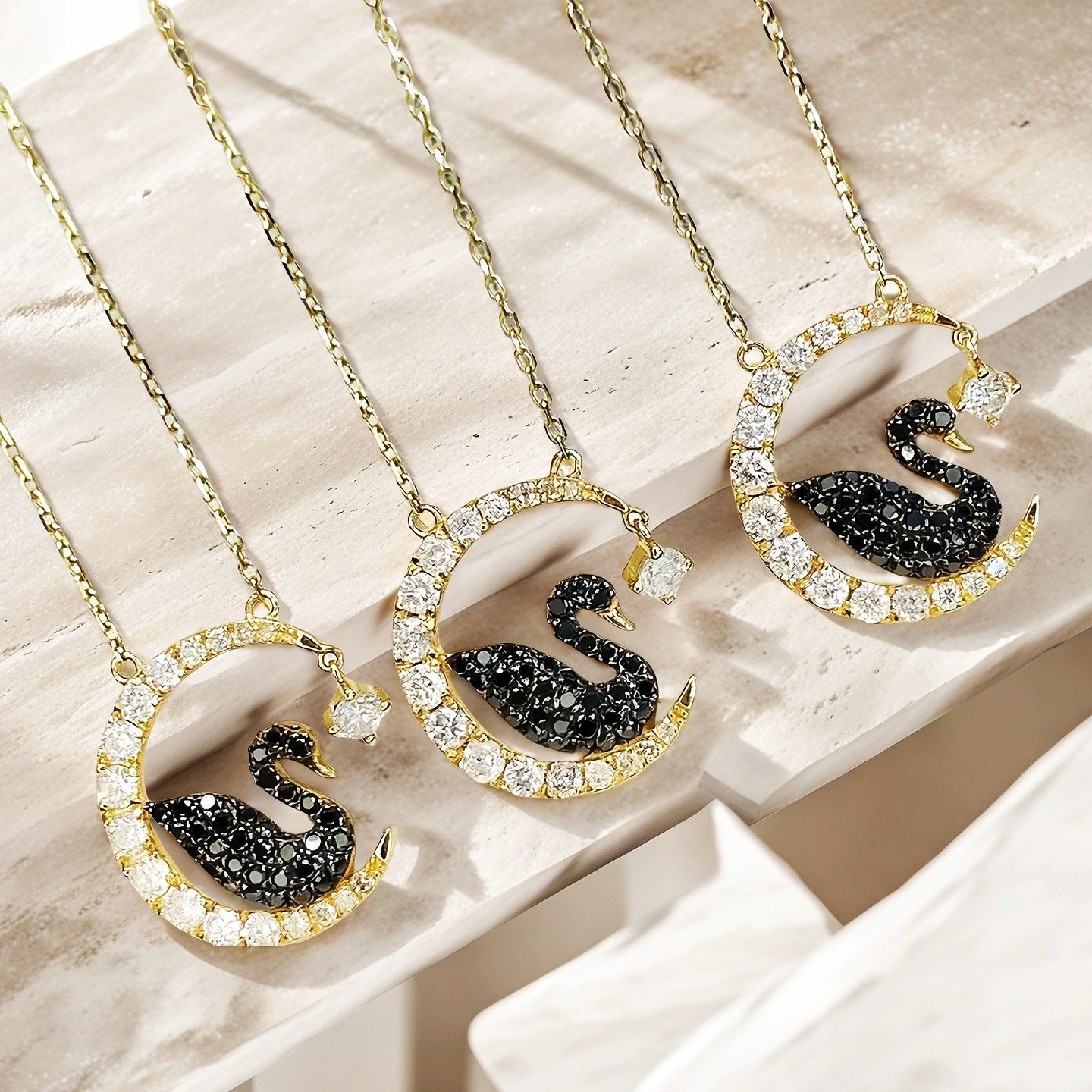 Black Swan 18k Gold Diamond Pendant (Item No. VT116)