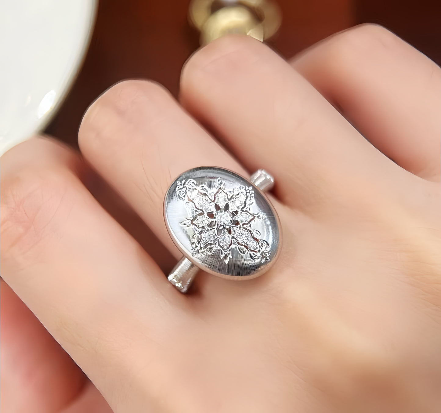 Vintage 18k Gold Diamond Ring (Item No. VT006)