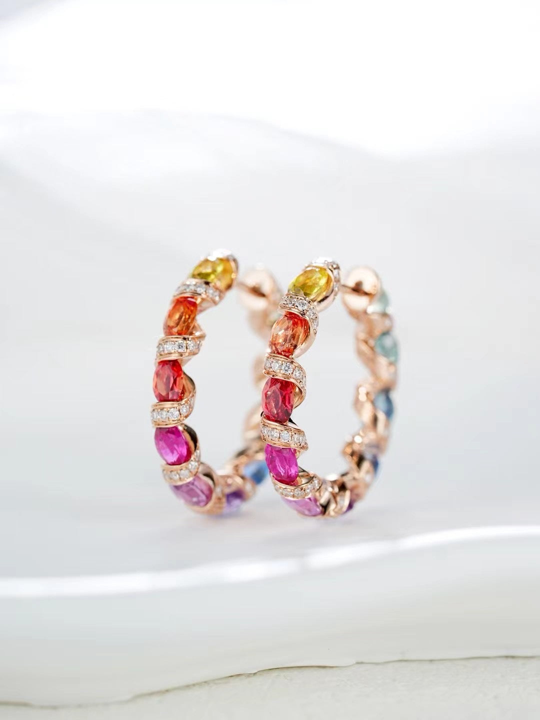 Rainbow Sapphire 18K Gold Earring (Item No. SA017)
