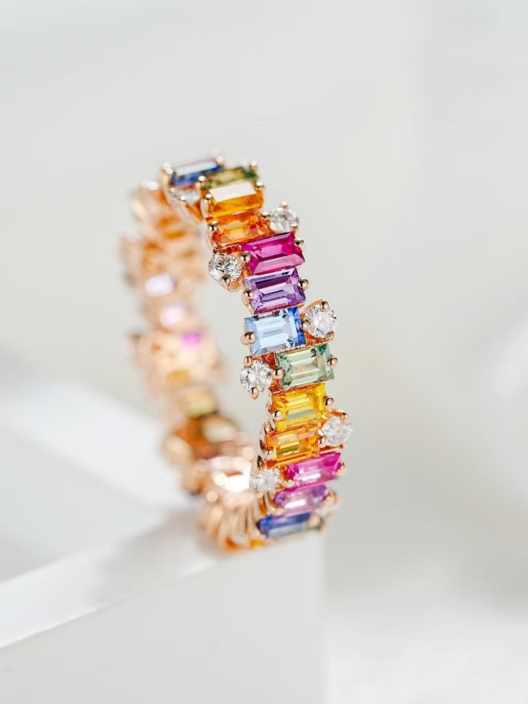 Rainbow Sapphire 18k Gold Ring (Item No. SA124)