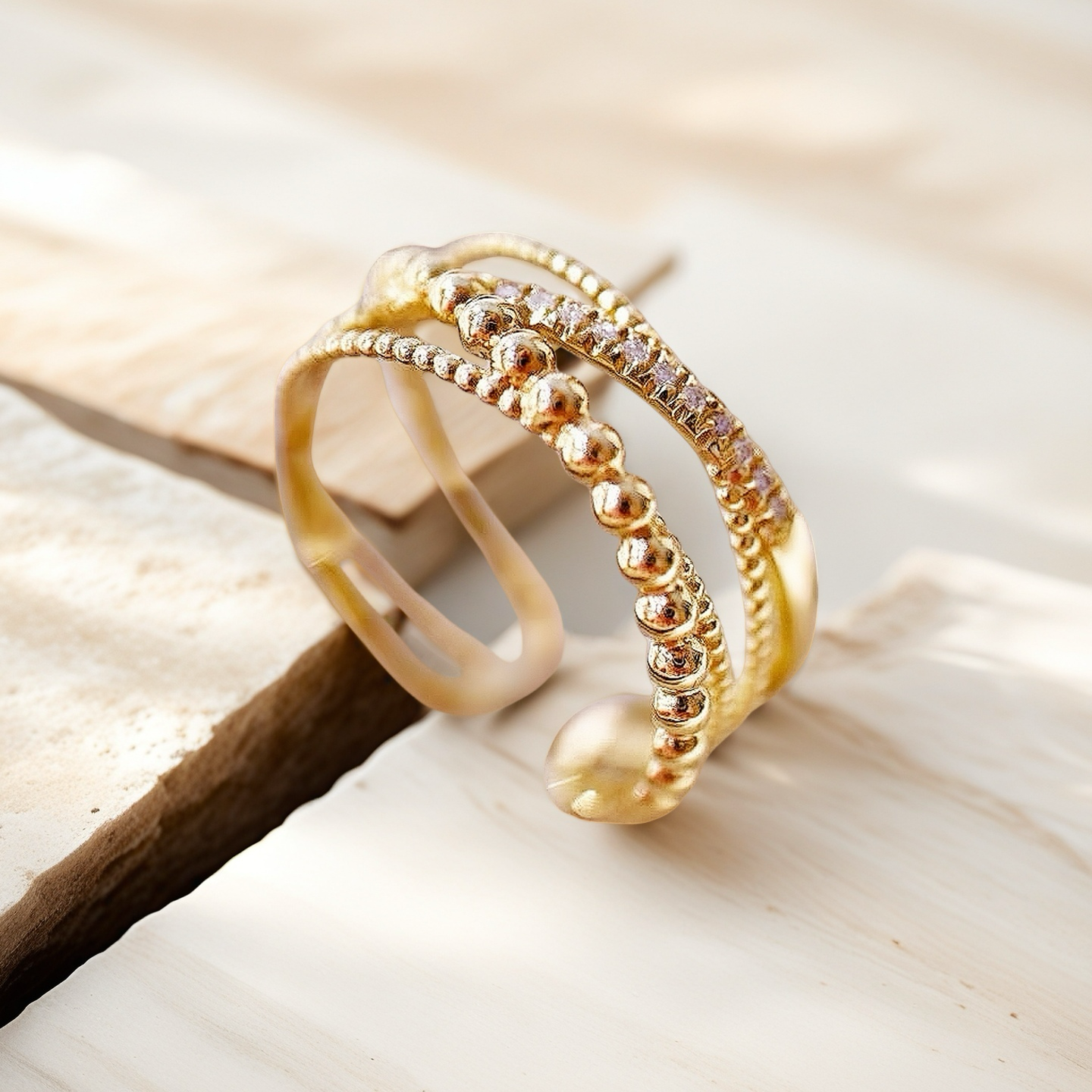 Vintage 18k Gold Diamond Ring (Item No. VT024)