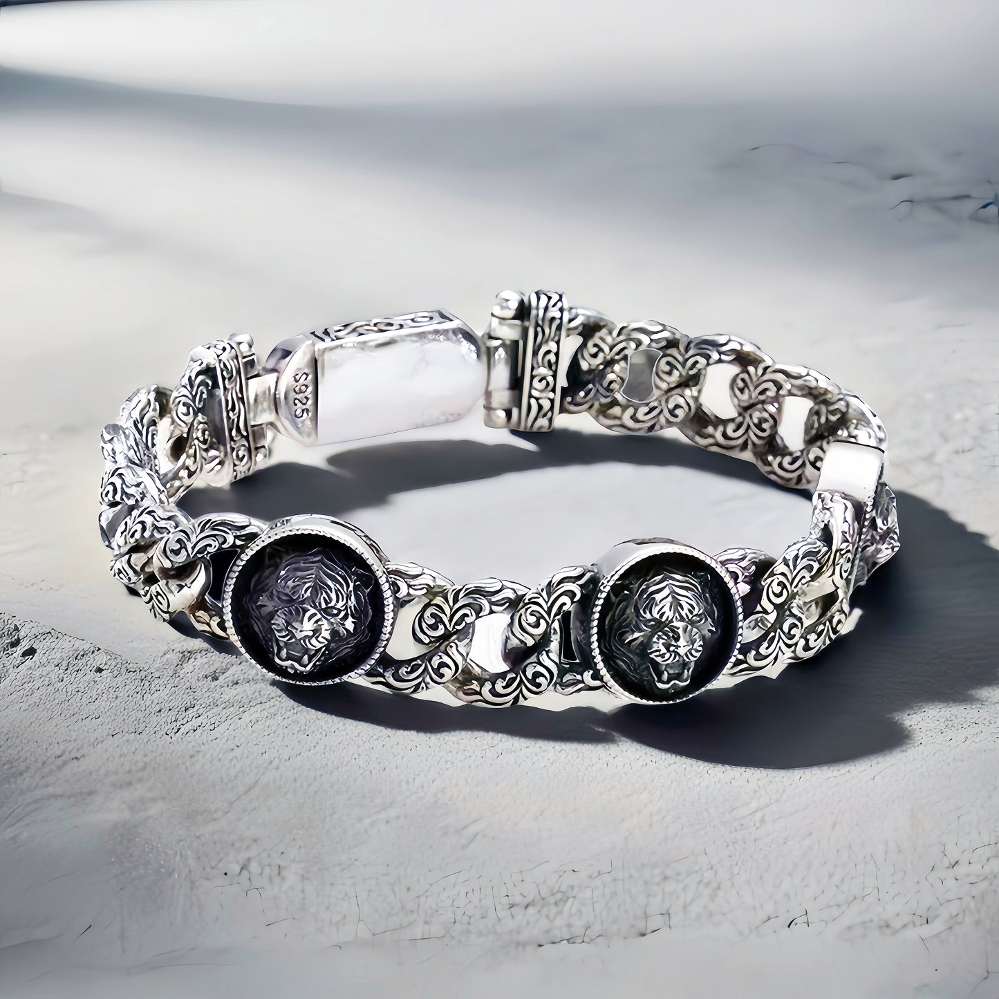 Tiger Silver Bracelet (Item No. B0682)