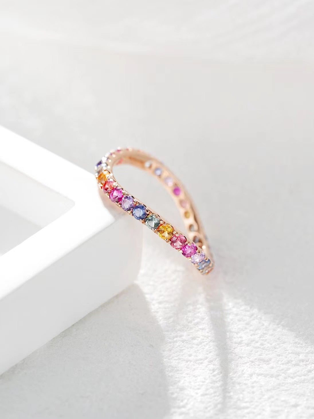 Rainbow Sapphire 18k Gold Ring (Item No. SA032)