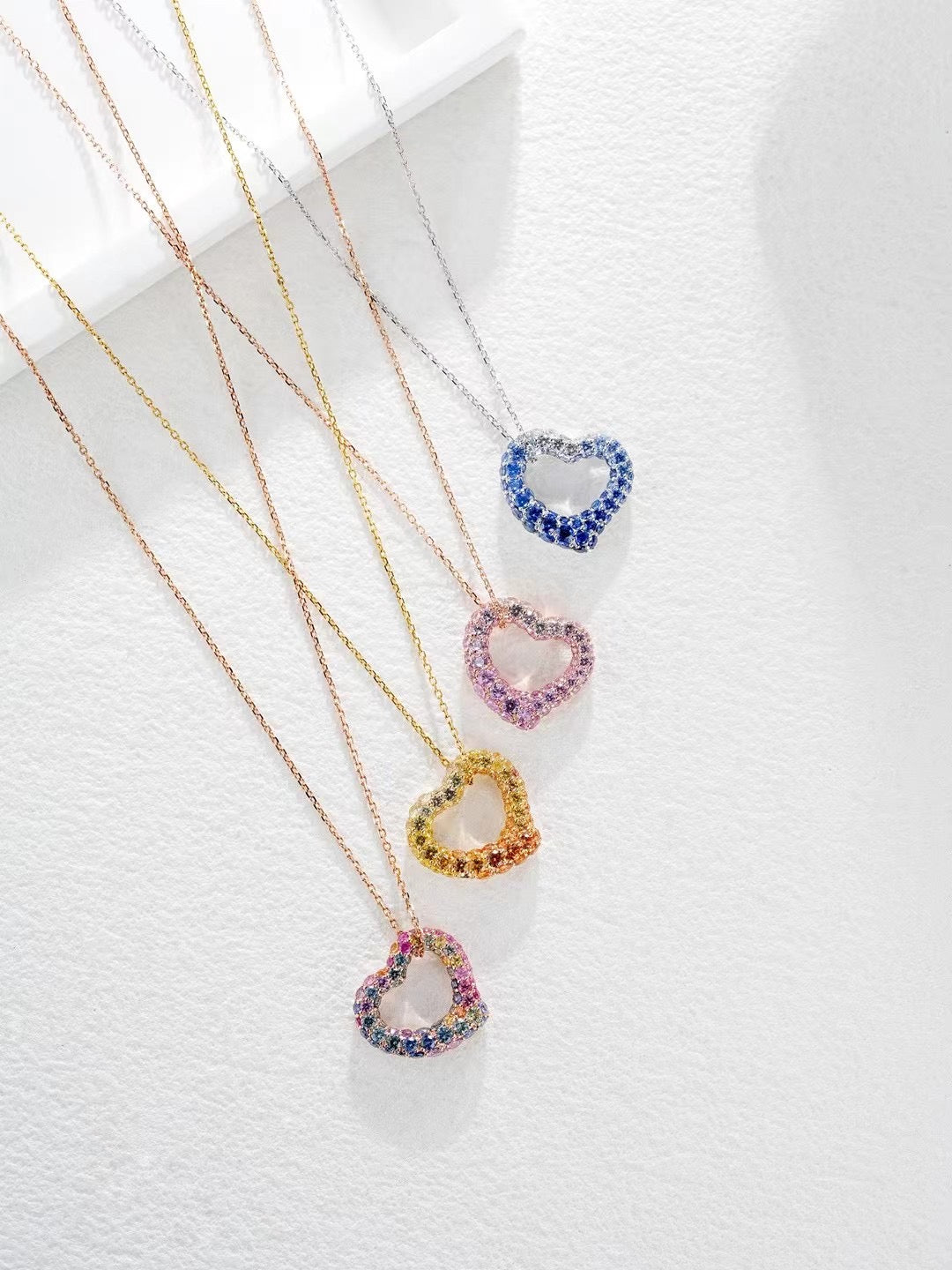 Rainbow Sapphire 18K Gold Pendant (Item No. SA001)