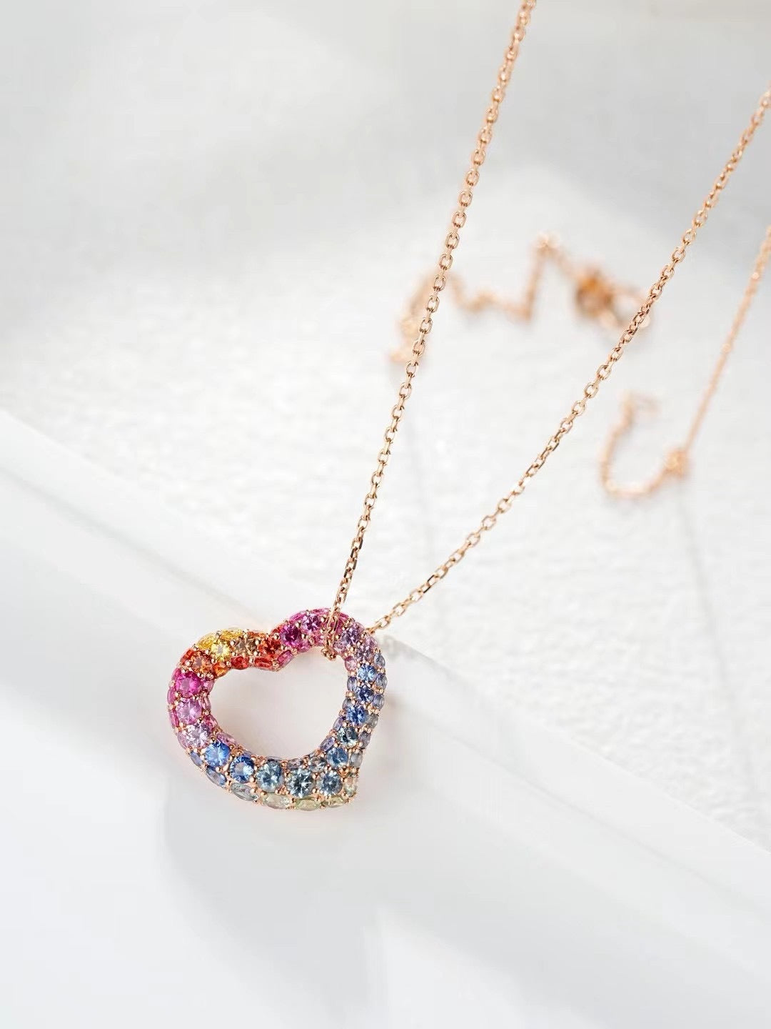 Rainbow Sapphire 18K Gold Pendant (Item No. SA001)