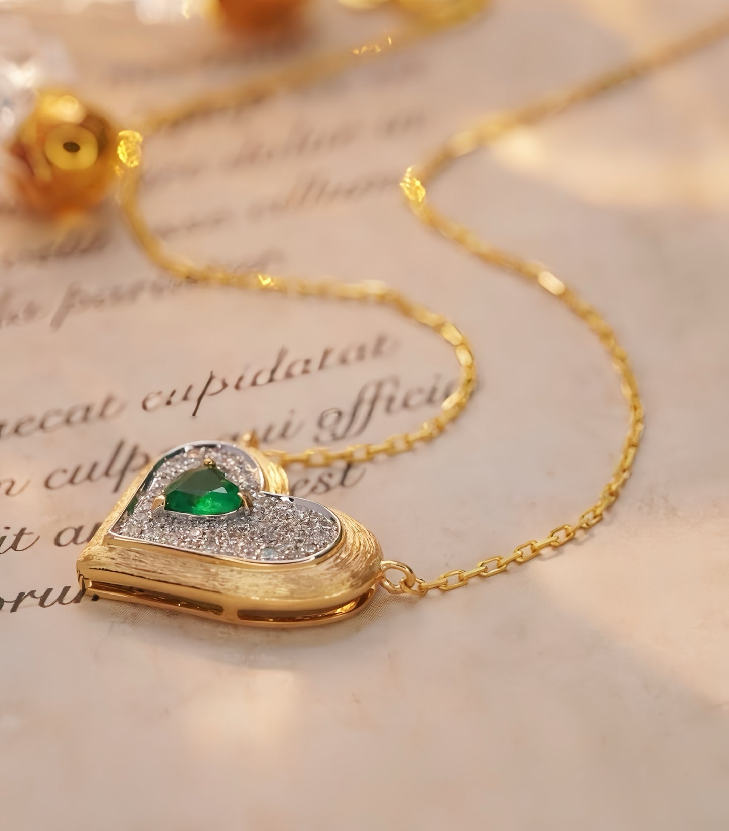 Heart Vintage 18k Gold Diamond Emerald Pendant (Item No. VT115)