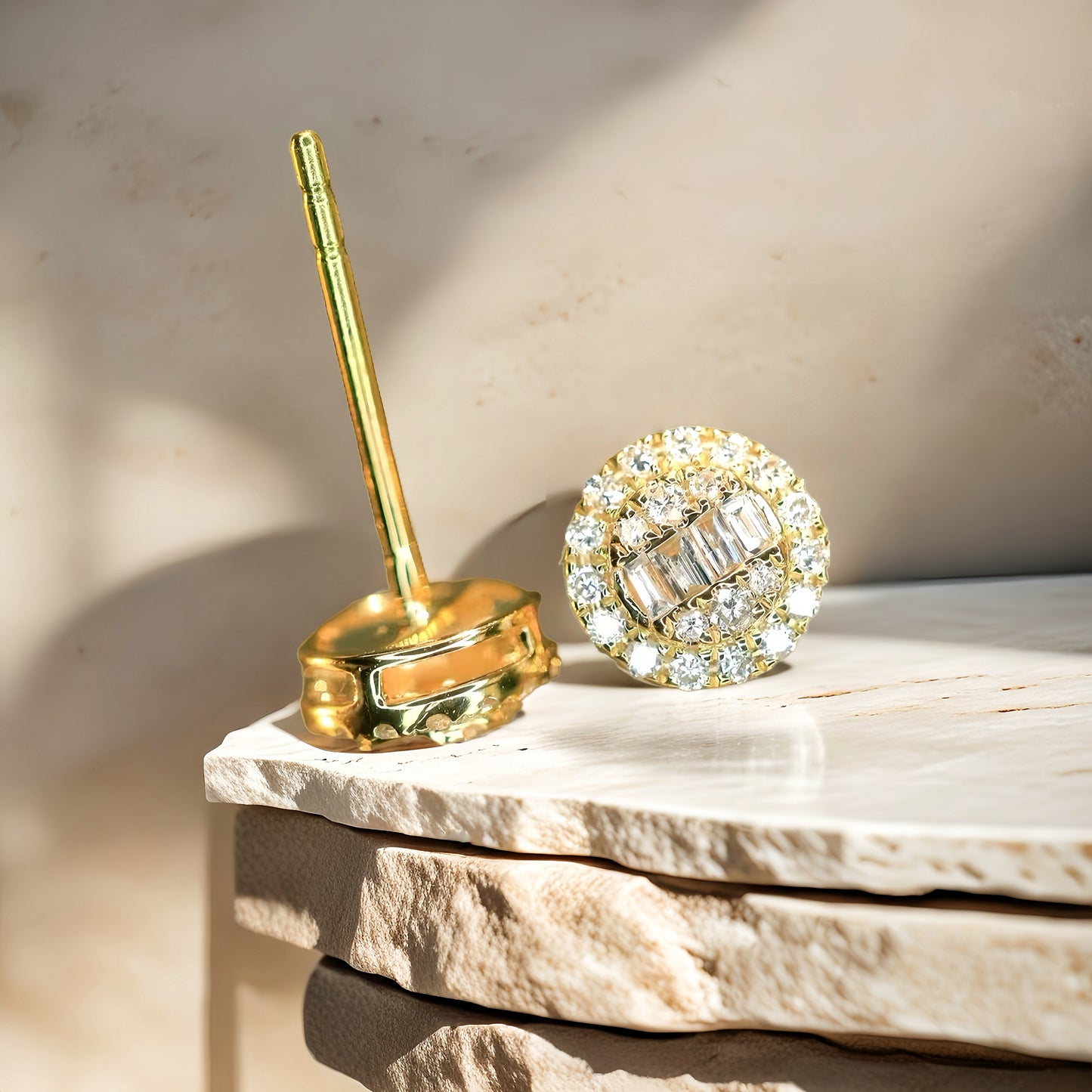 Vintage 18k Gold Diamond Sapphire Earring (Item No. VT189)