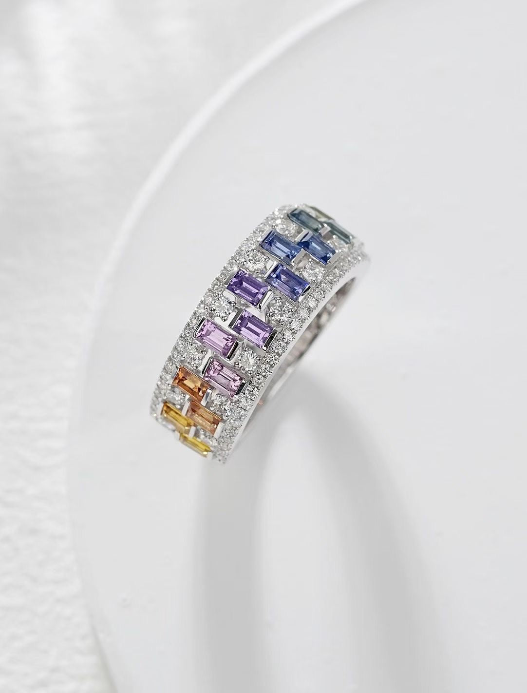 Rainbow Sapphire 18k Gold Ring (Item No. SA137)