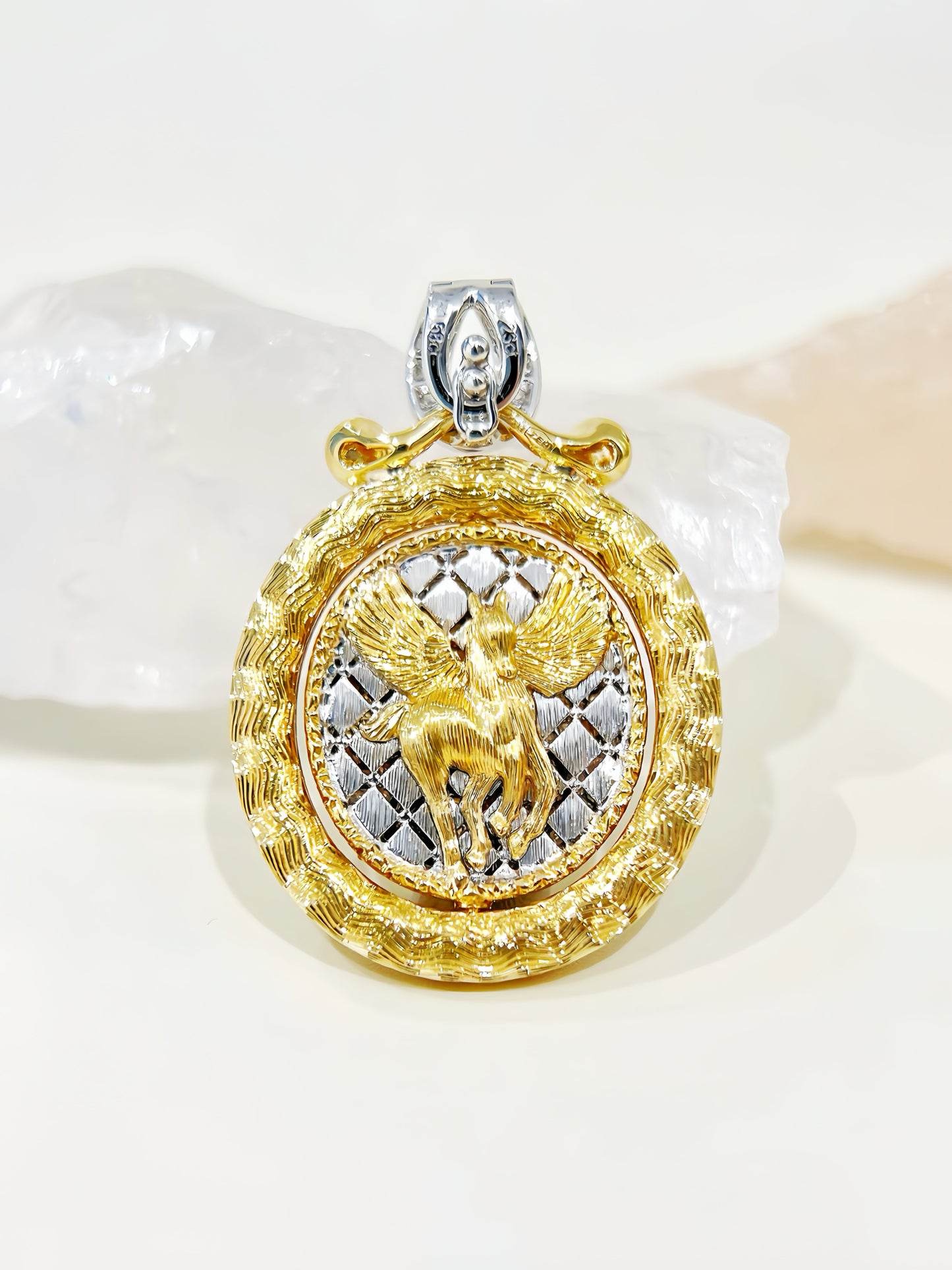 Horse Vintage 18k Gold Diamond Pendant (Item No. VT428)