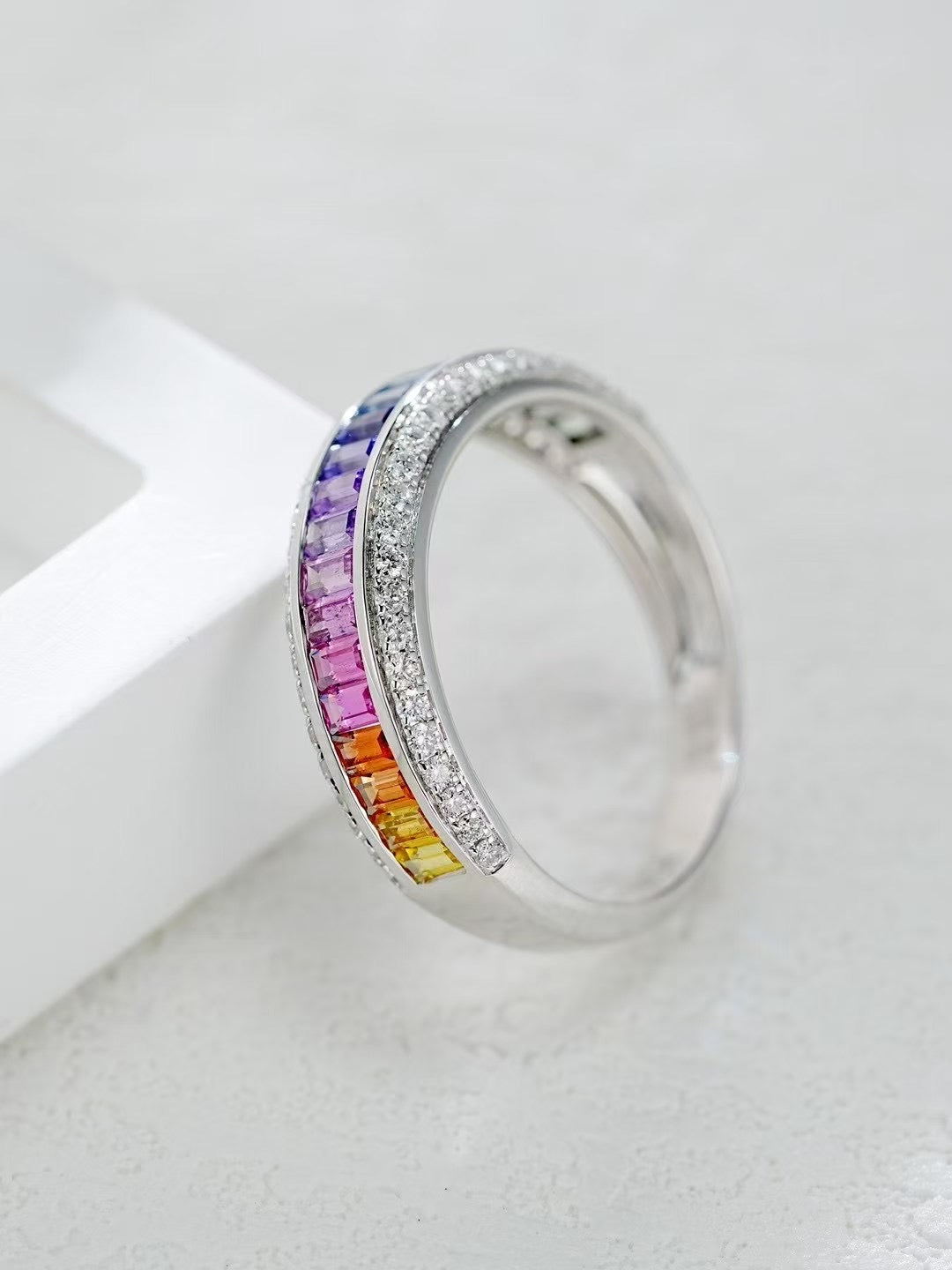 Rainbow Sapphire 18k Gold Ring (Item No. SA116)