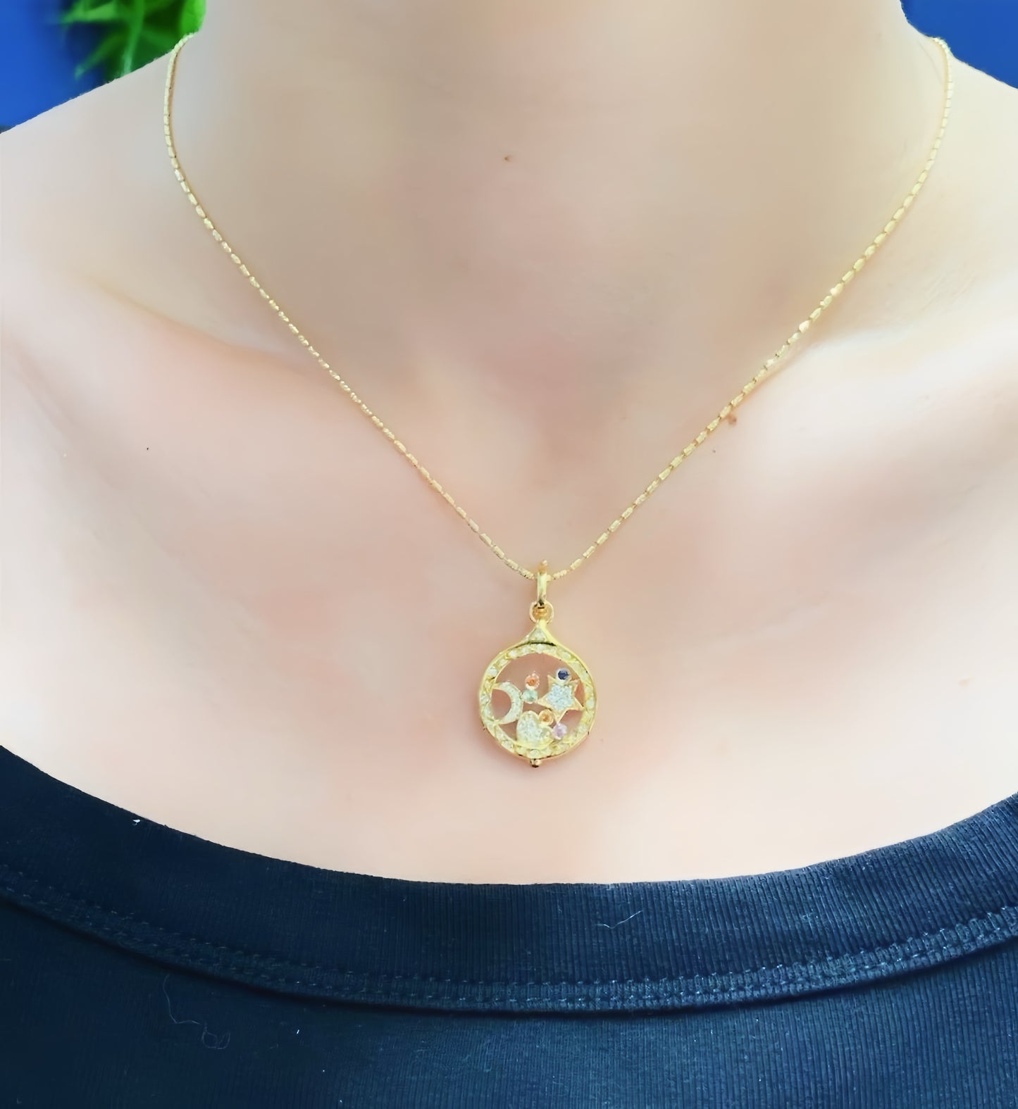 Vintage 18k Gold Diamond Pendant (Item No. VT098)