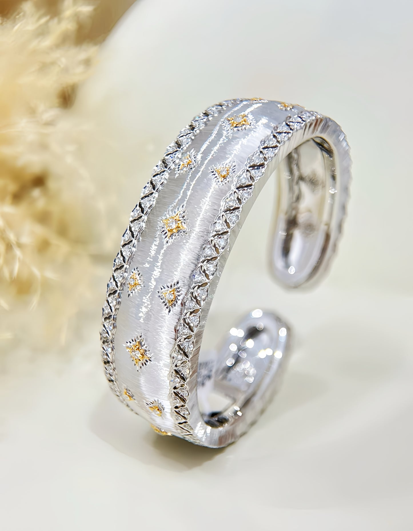 Vintage 18k Gold Diamond Bracelet (Item No. VT346)