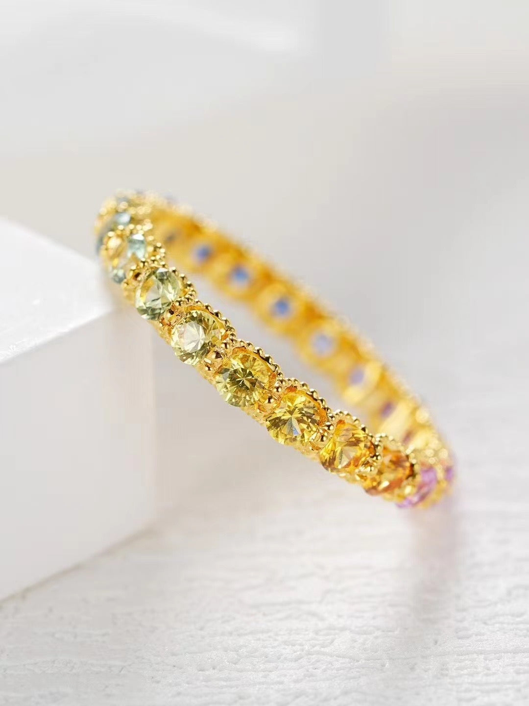 Rainbow Sapphire 18k Gold Ring (Item No. SA037)