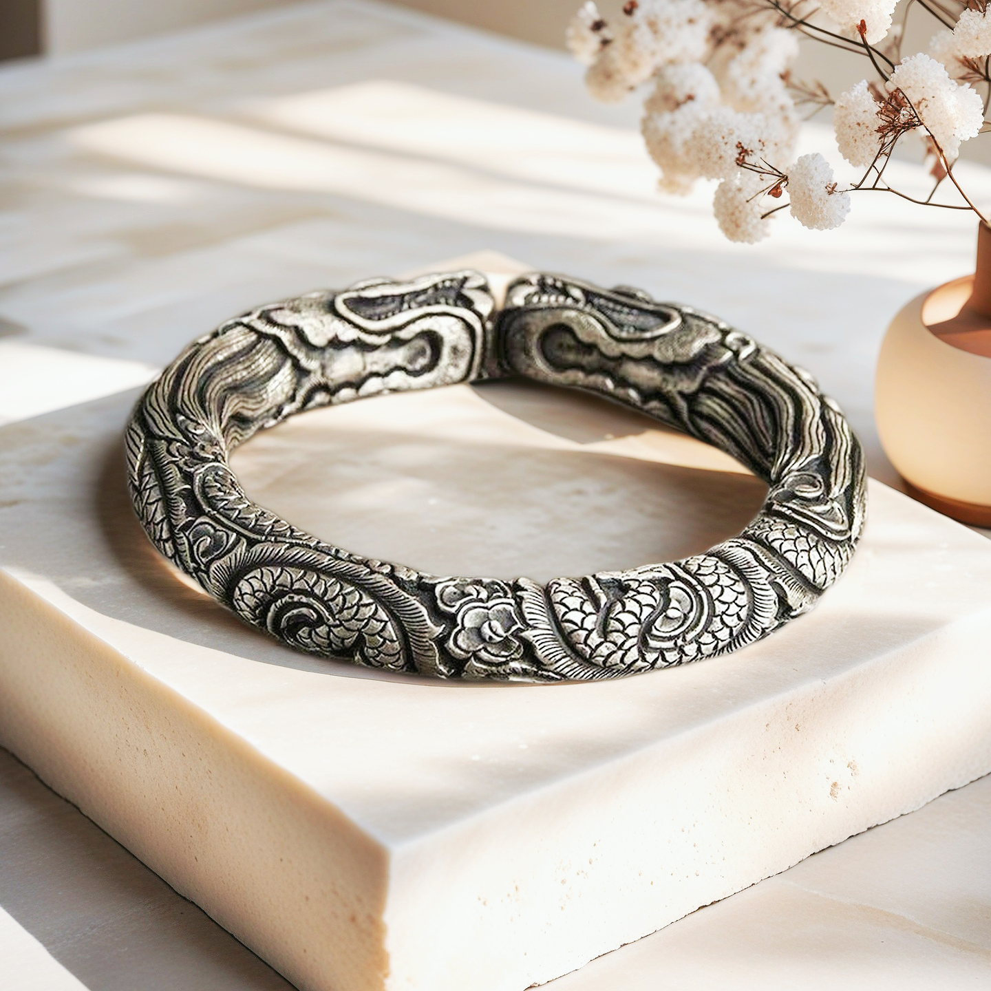 300g Double Dragon Silver Bangle (Item No. B0015)
