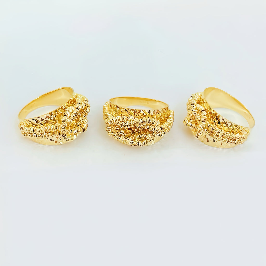 Classic 18k Gold Ring (Item No. HFR045)