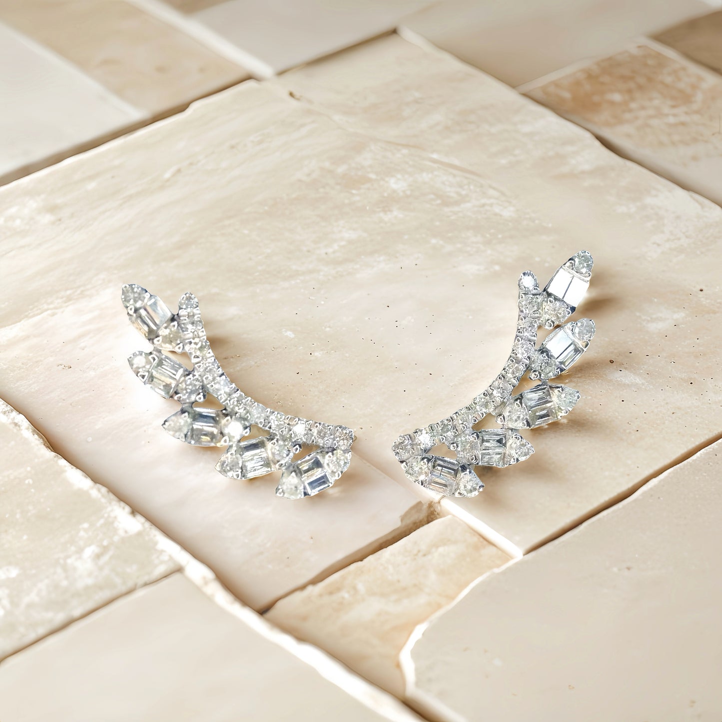 Vintage 18k Gold Diamond Sapphire Earring (Item No. VT195)