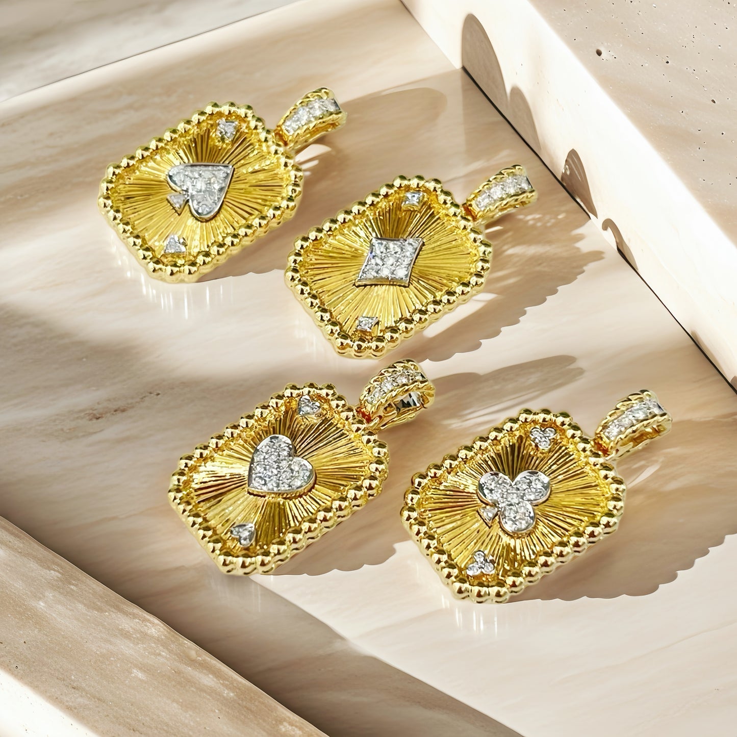 Poker Card 18k Gold Diamond Pendant (Item No. VT246)