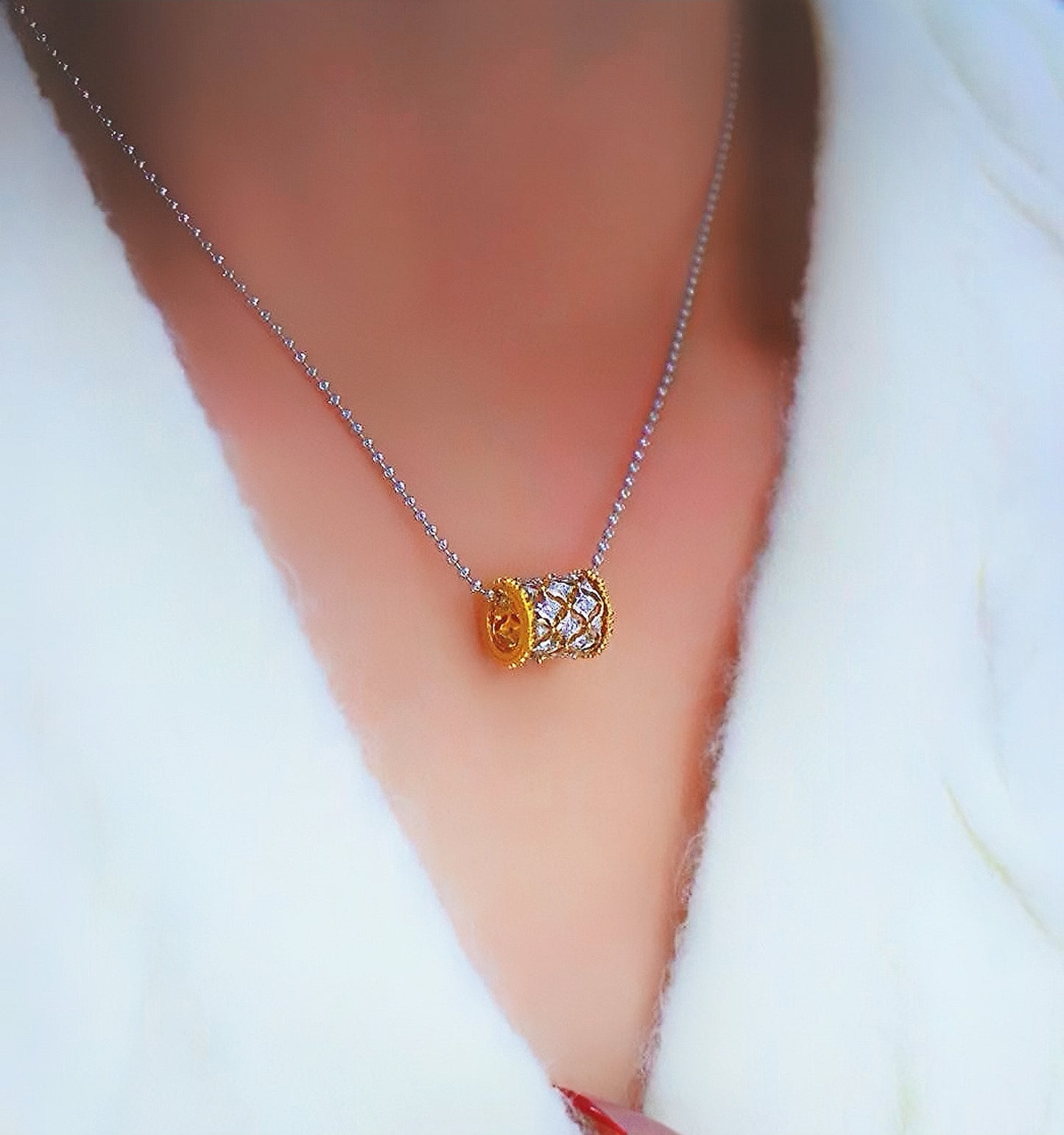 Vintage 18k Gold Diamond Pendant (Item No. VT087)