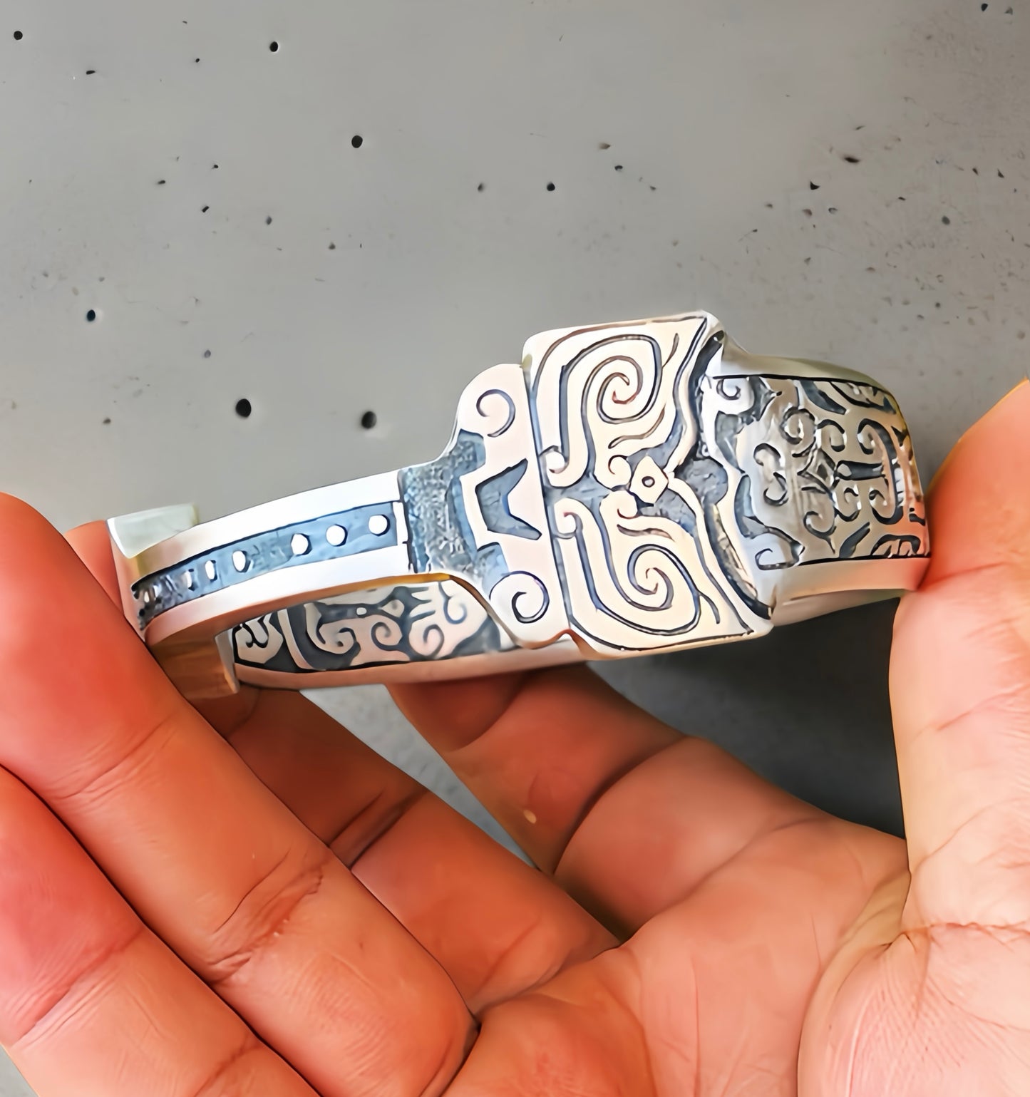 Sword Silver Bangle (Item No. B0613)