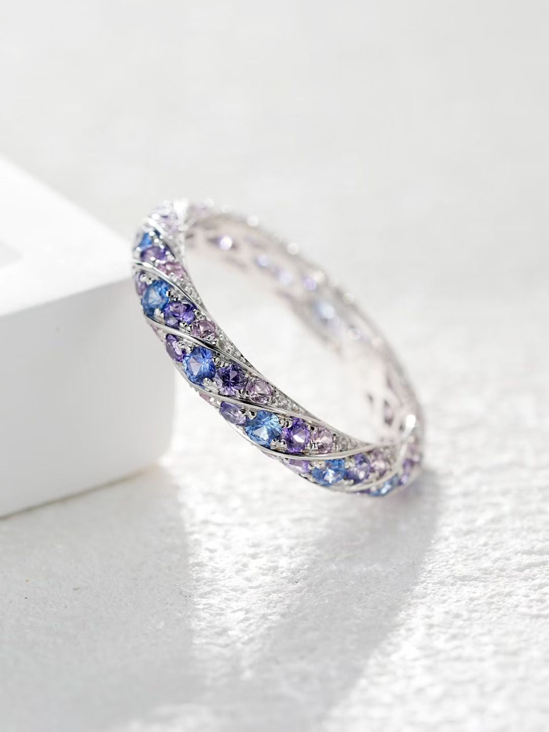 Rainbow Sapphire 18k Gold Ring (Item No. SA130)