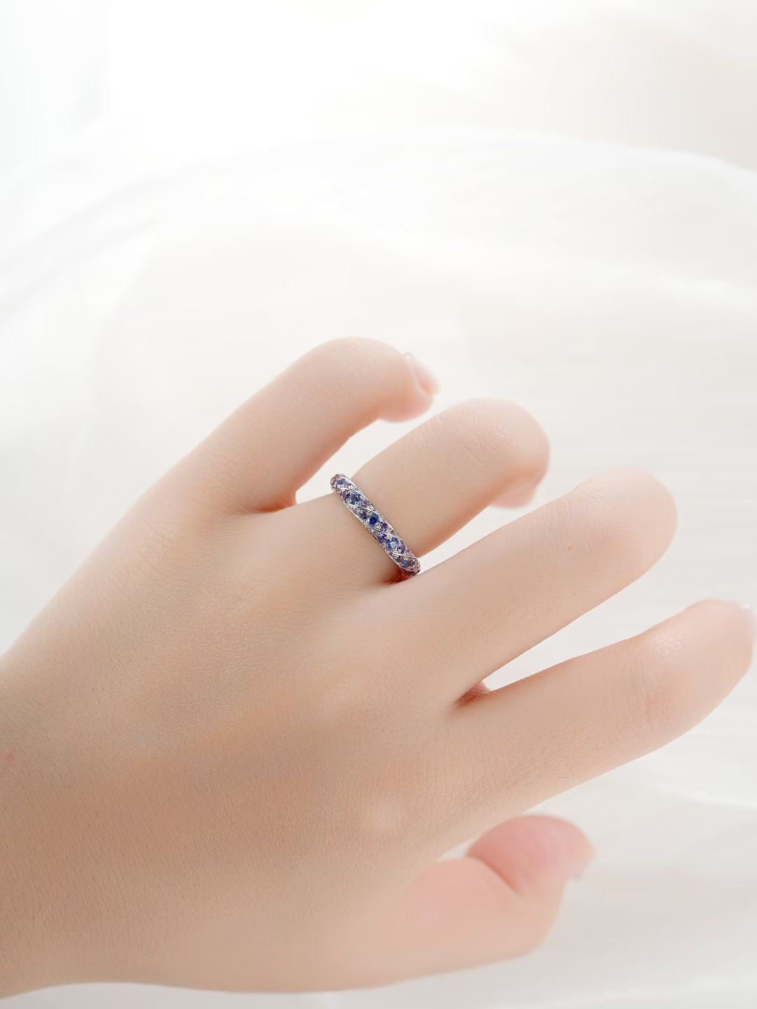 Rainbow Sapphire 18k Gold Ring (Item No. SA130)