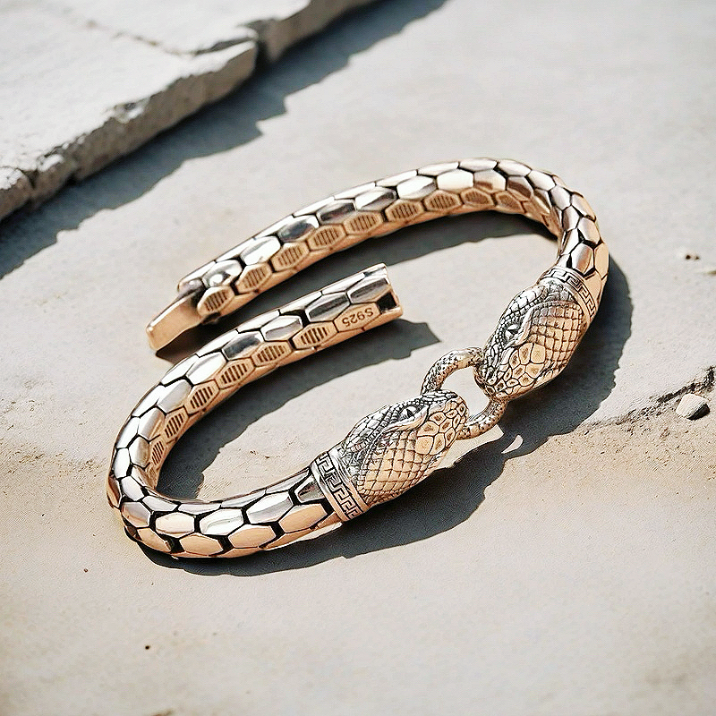 Snake Fashion Silver Bracelet (Item No. B0679)