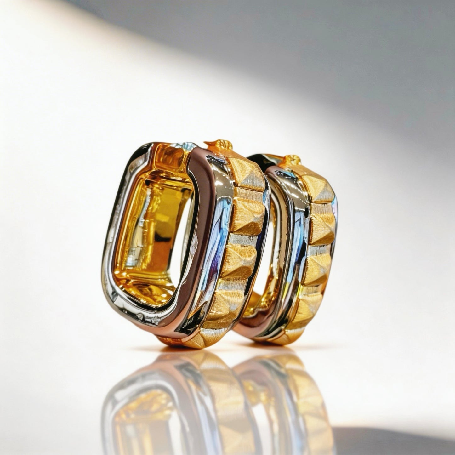 Contemporary 18k Gold Earring (Item No. GXX001)