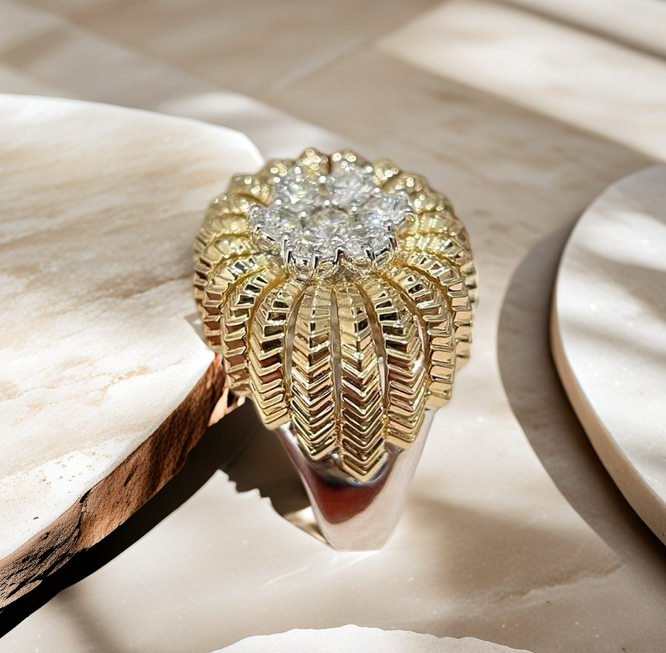 Vintage 18k Gold Diamond Ring (Item No. VT139)