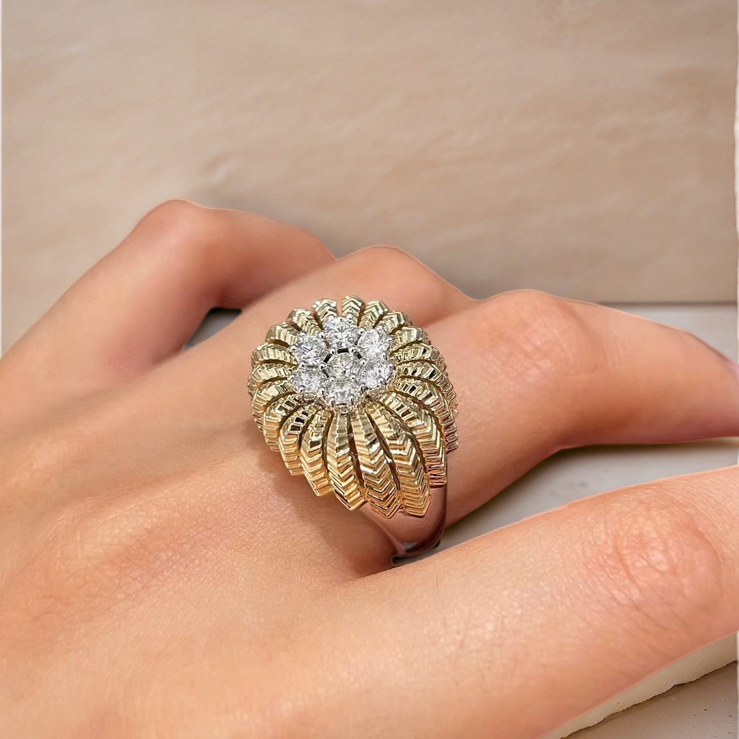 Vintage 18k Gold Diamond Ring (Item No. VT139)