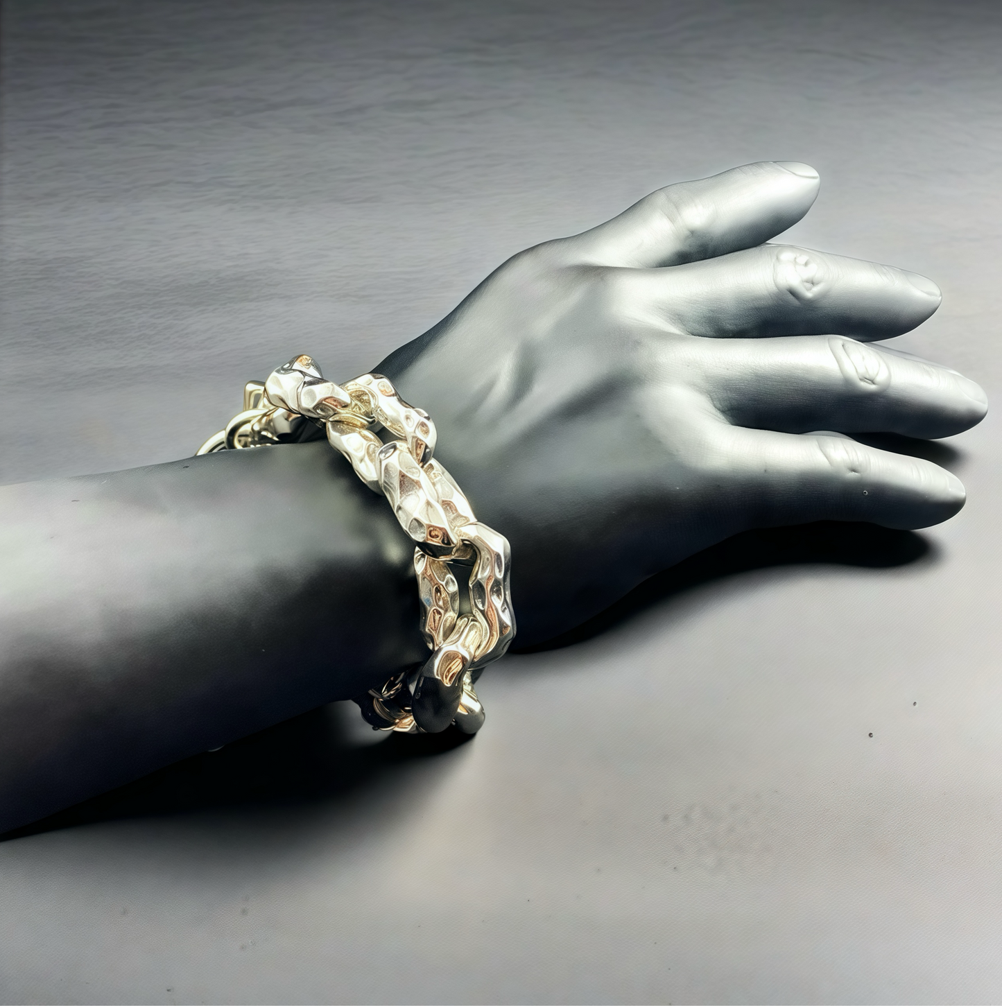 Heavy Metal Hammered Silver Bracelet (Highly Polished) (Item No.B0565)