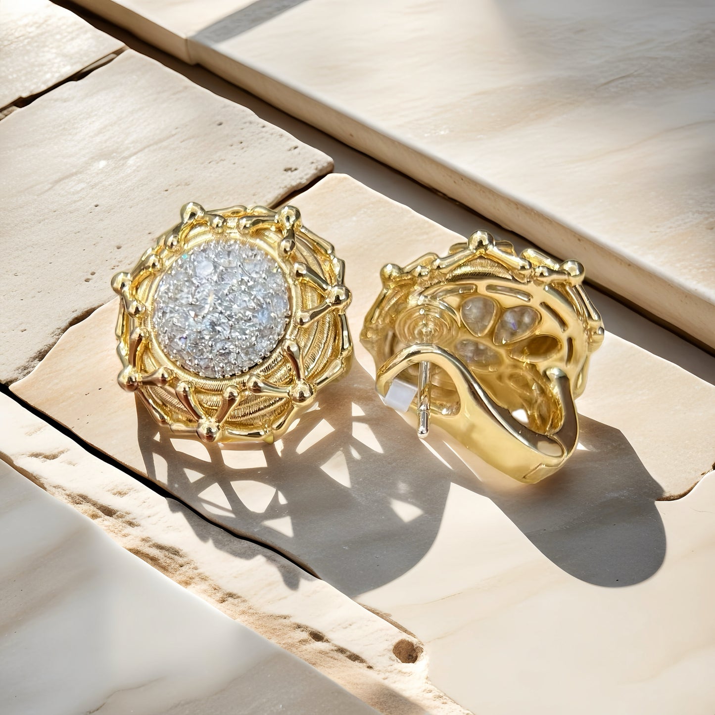 Sun Flower 18k Gold Diamond Ring (Item No. VT143)