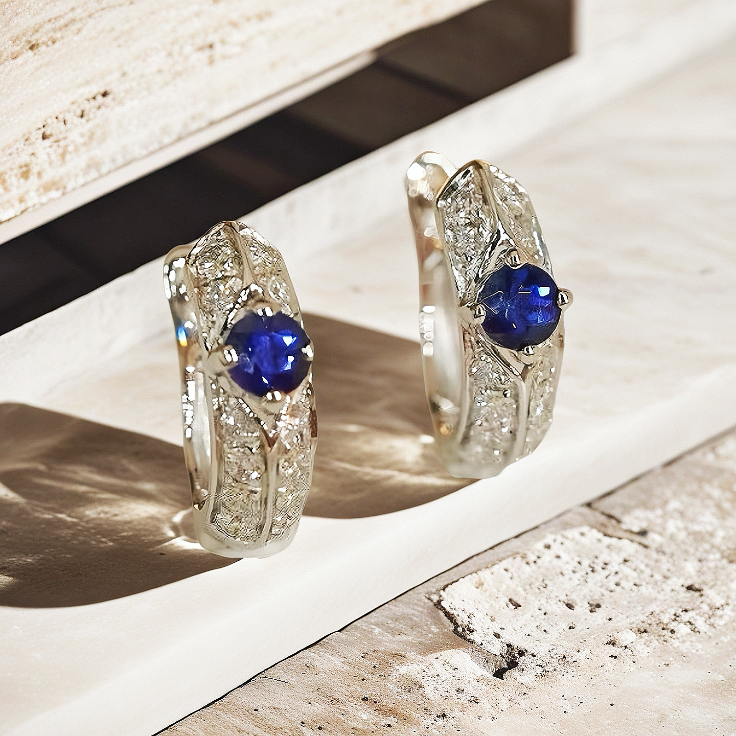 Vintage 18k Gold Diamond Earring (Item No. VT076)